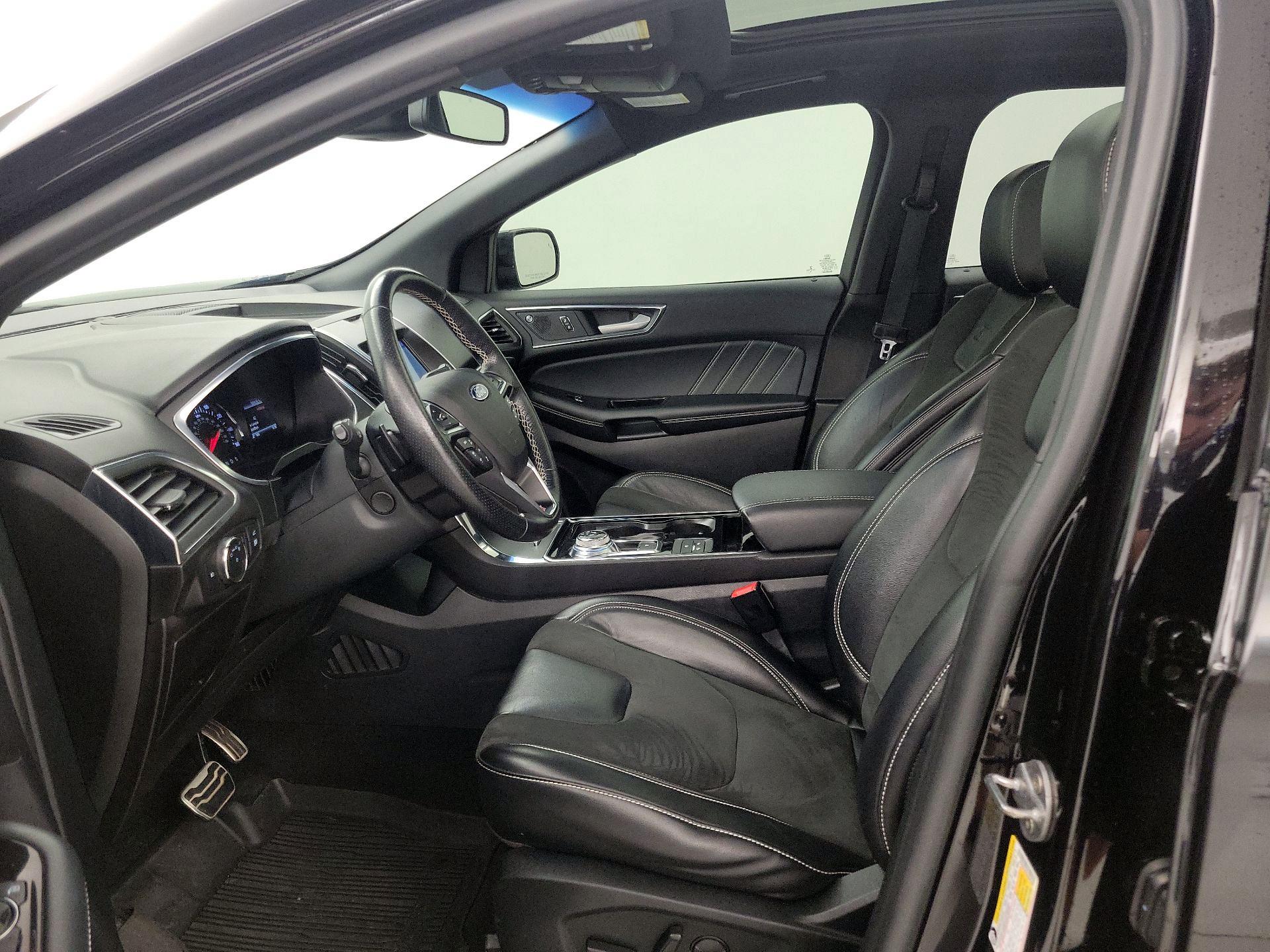 Thumbnail: 2020 Ford Edge - 11