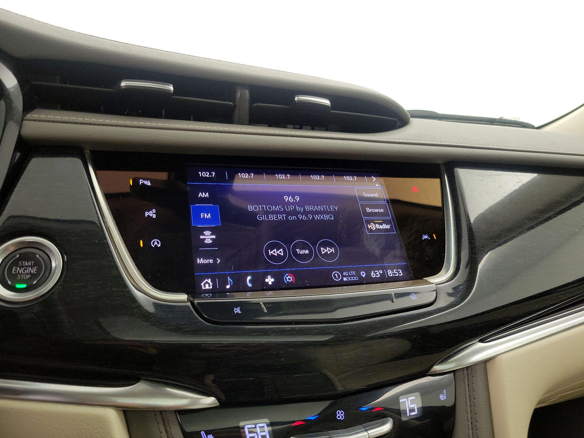 Thumbnail: 2022 Cadillac XT6 - 15