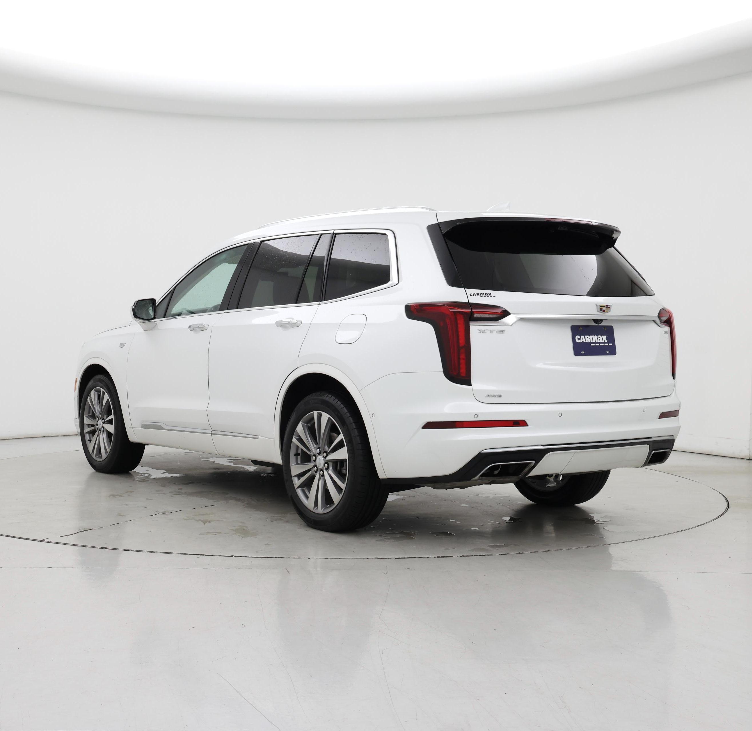 Thumbnail: 2022 Cadillac XT6 - 2