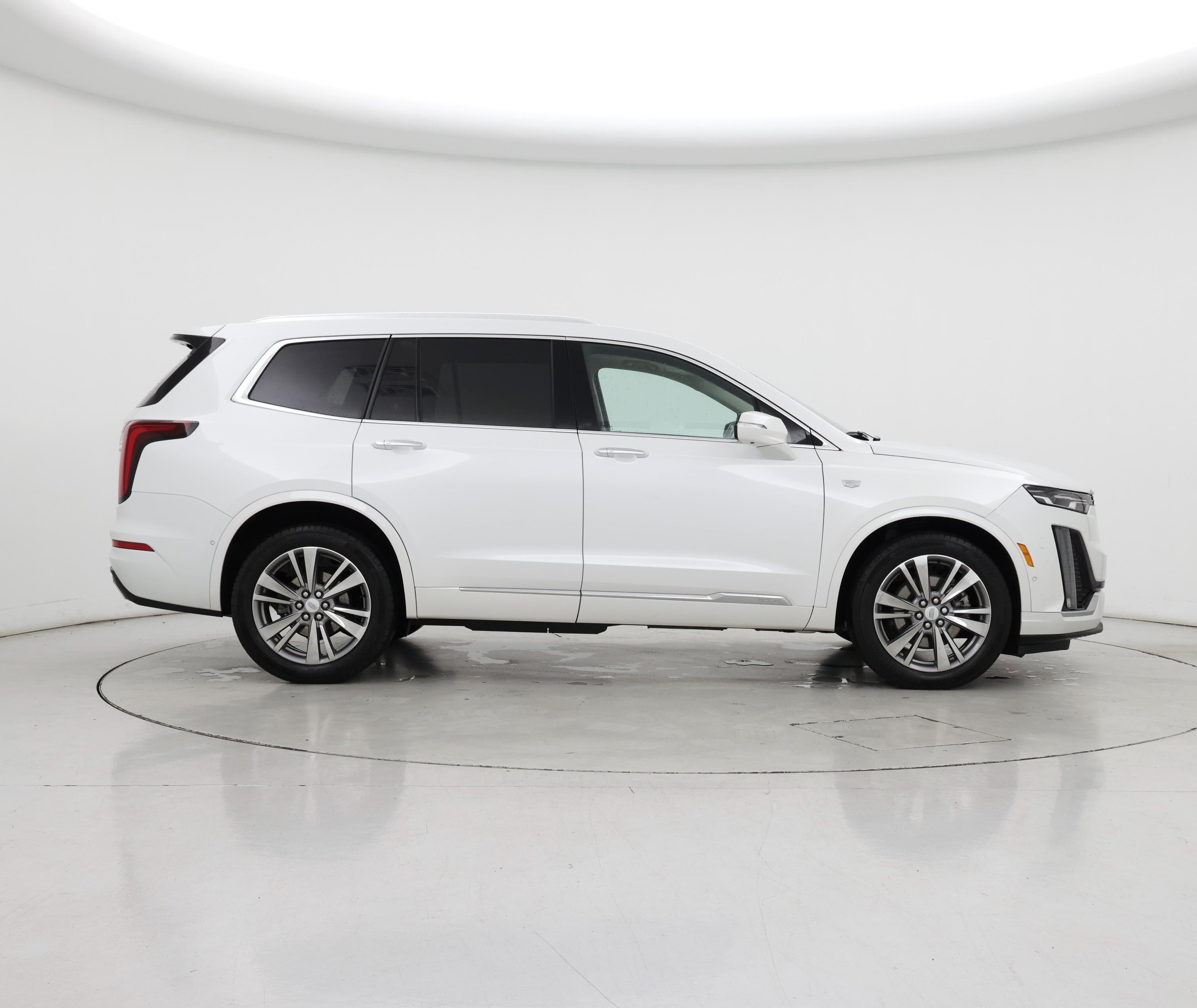 Thumbnail: 2022 Cadillac XT6 - 7