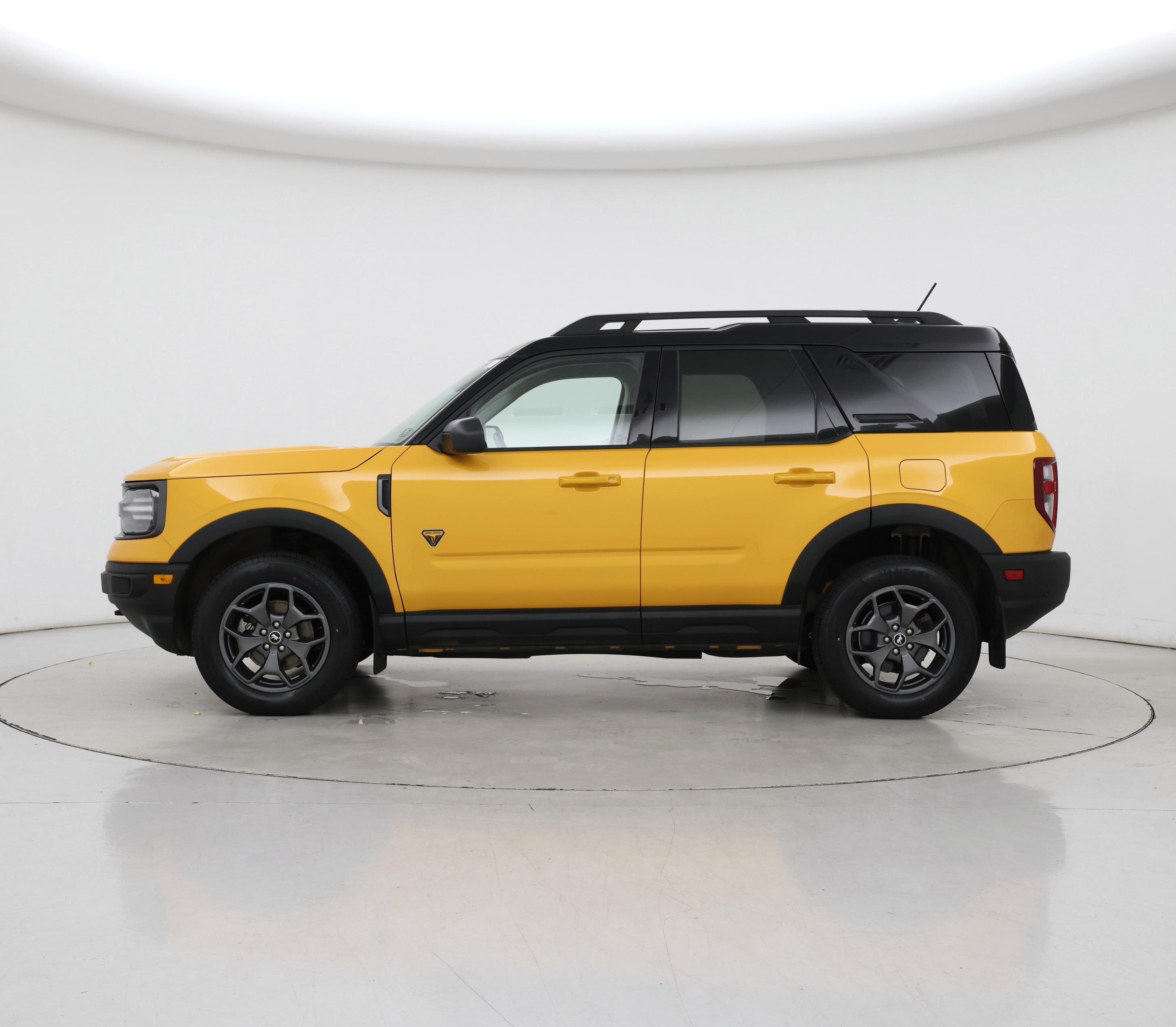 Thumbnail: 2022 Ford Bronco Sport - 3