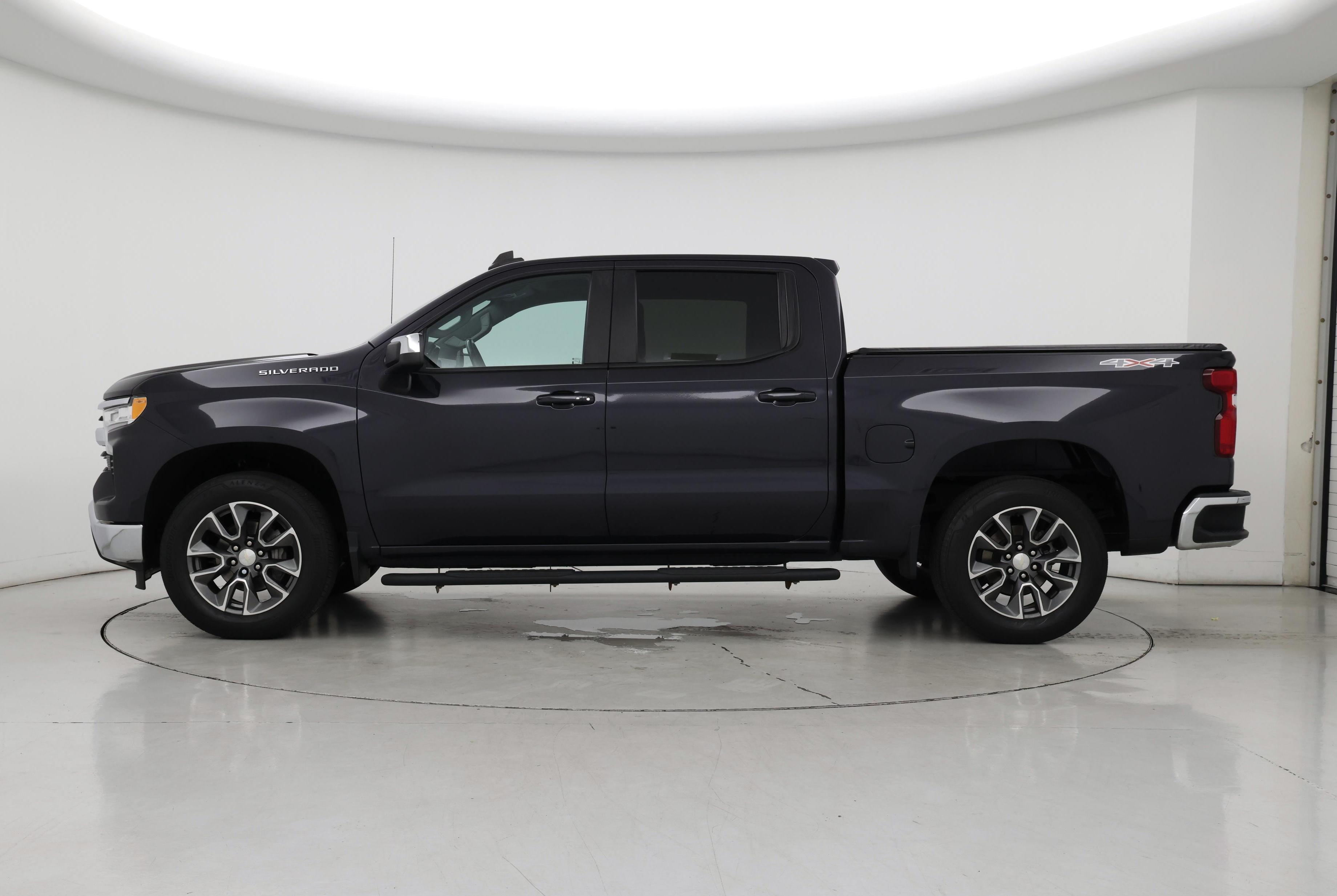Thumbnail: 2022 Chevrolet Silverado 1500 - 3