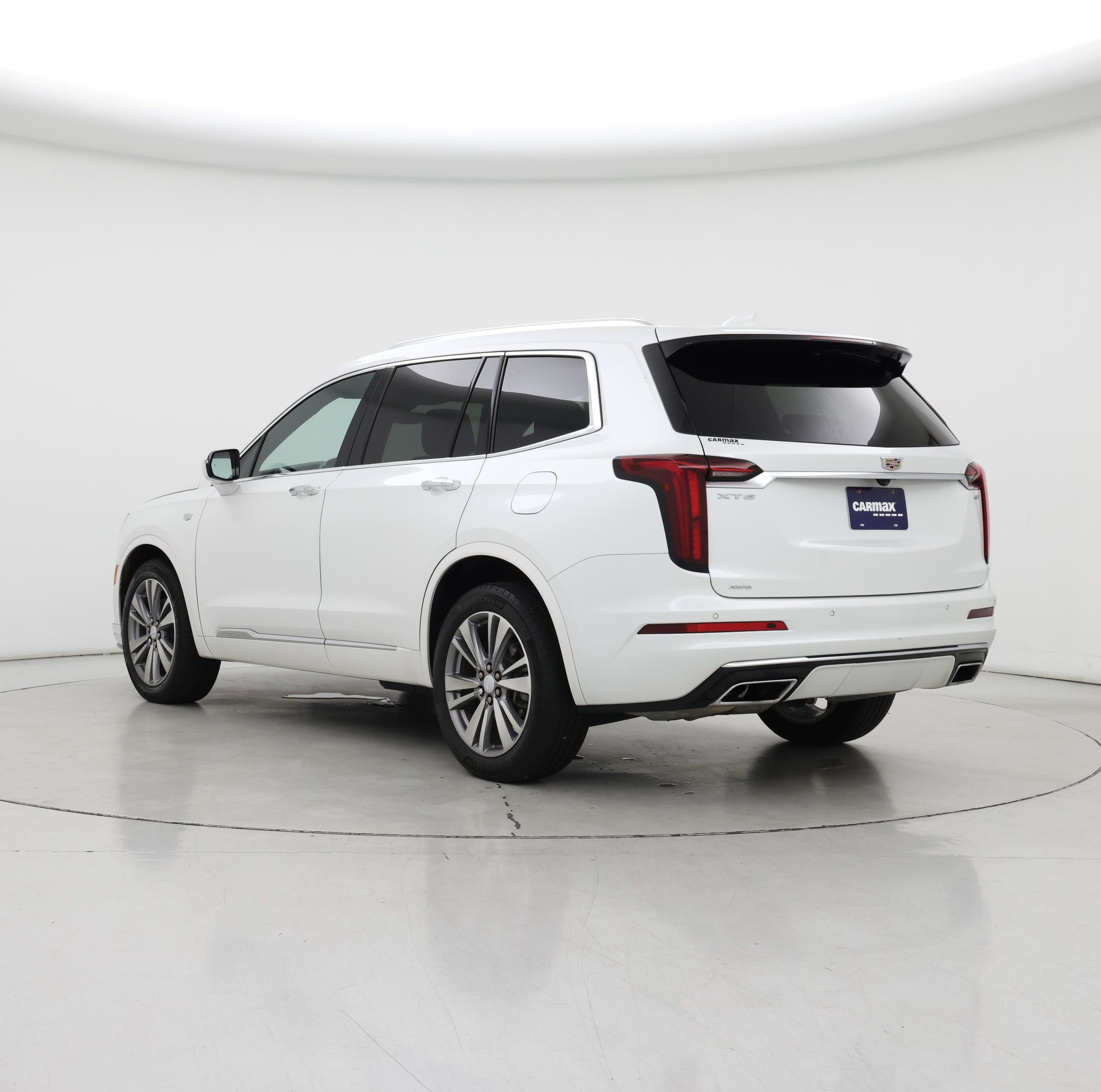 Thumbnail: 2022 Cadillac XT6 - 2