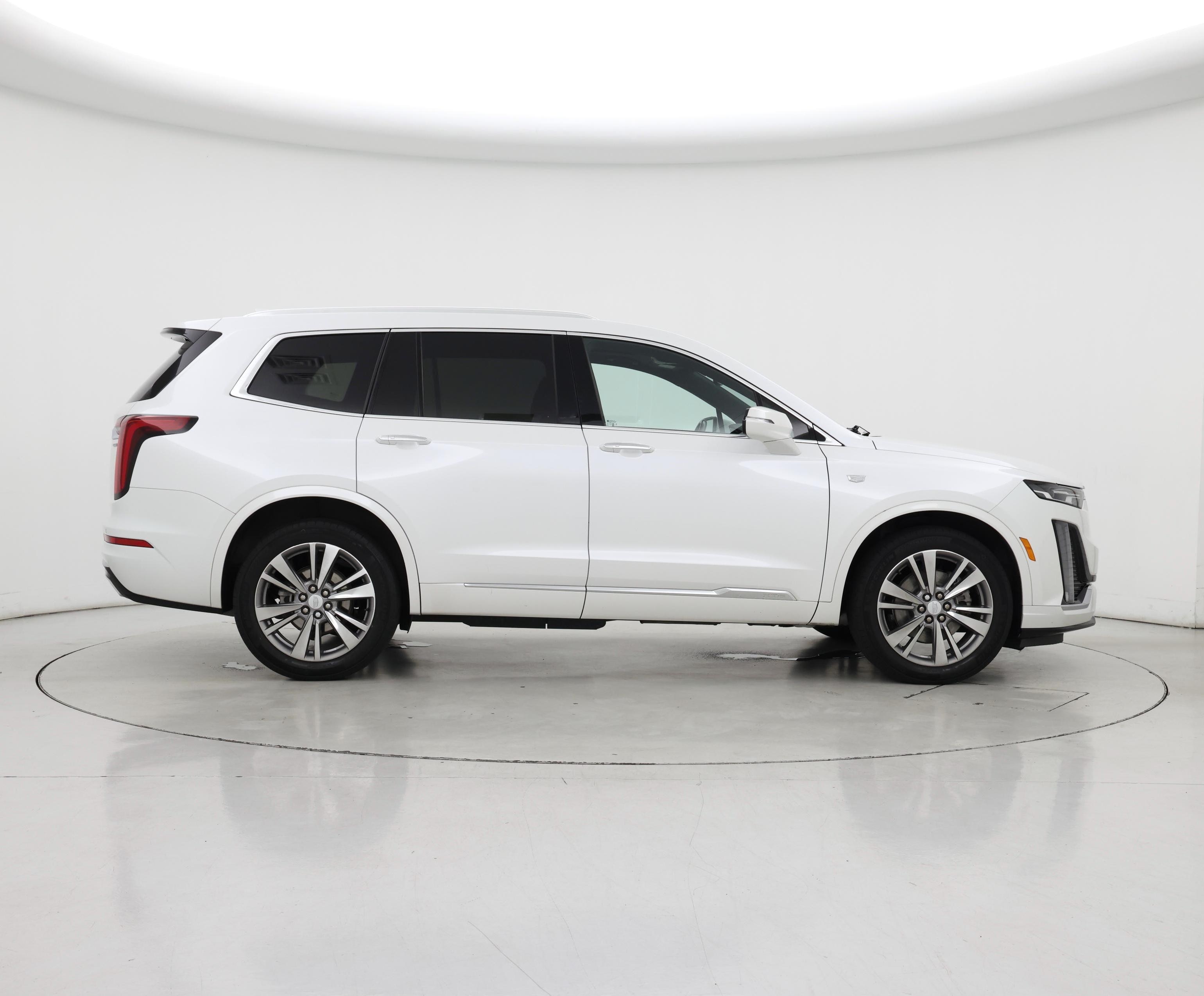 Thumbnail: 2022 Cadillac XT6 - 7
