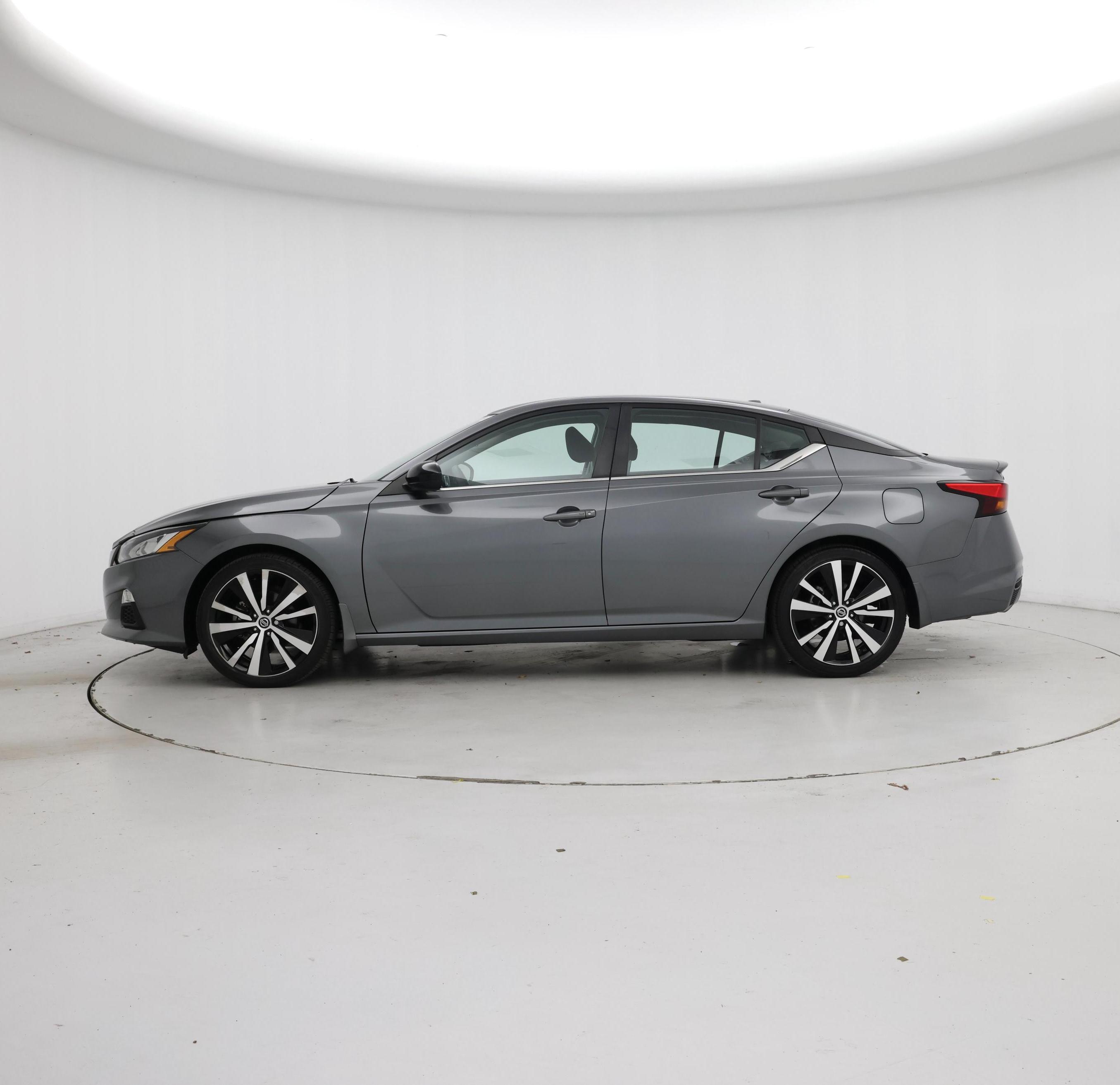 Thumbnail: 2022 Nissan Altima - 3