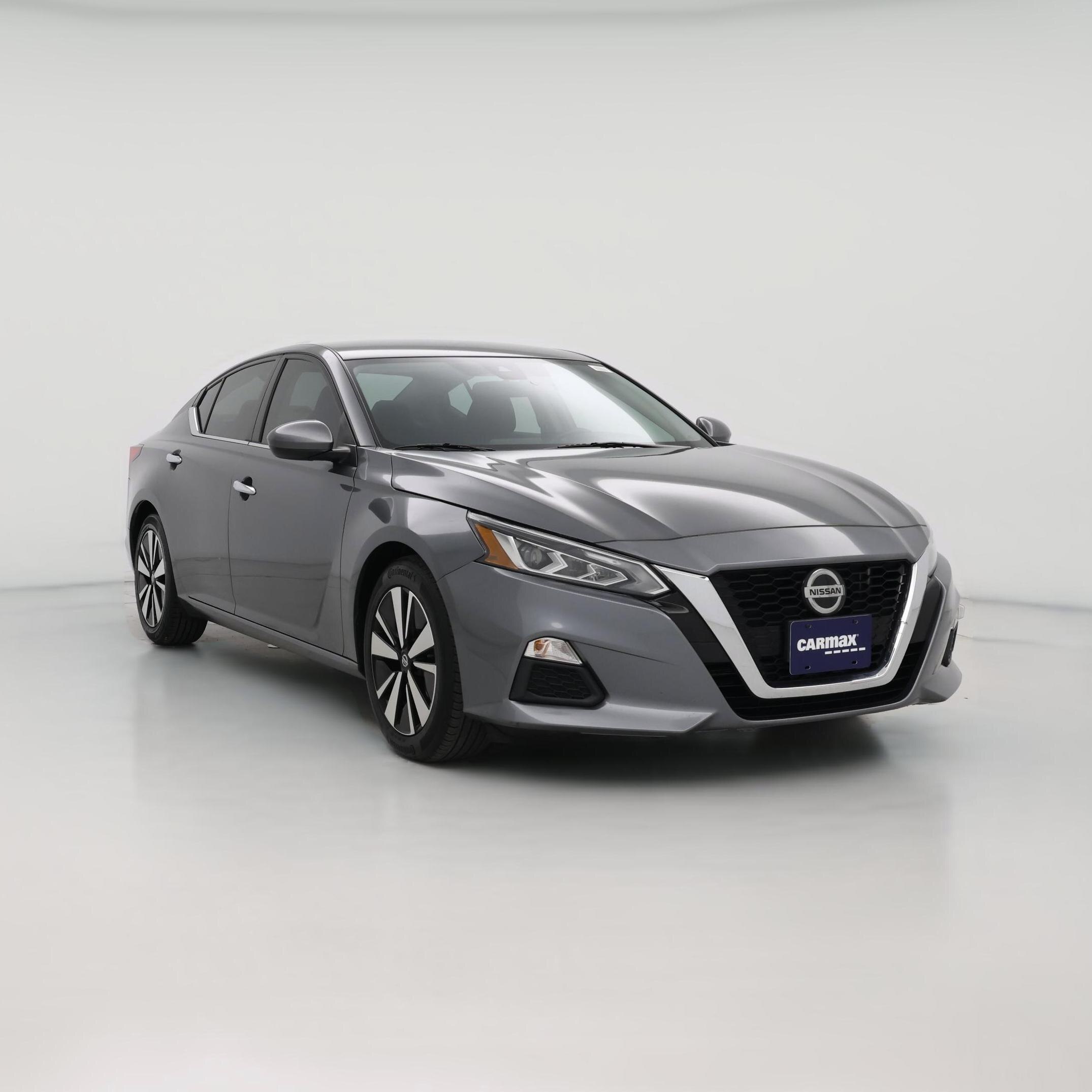 Thumbnail: 2022 Nissan Altima - 1
