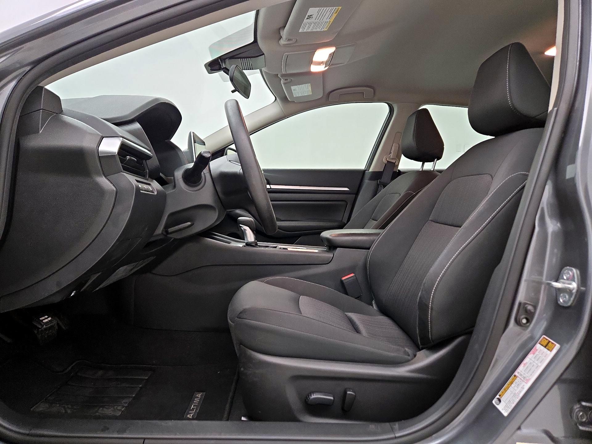 Thumbnail: 2022 Nissan Altima - 11