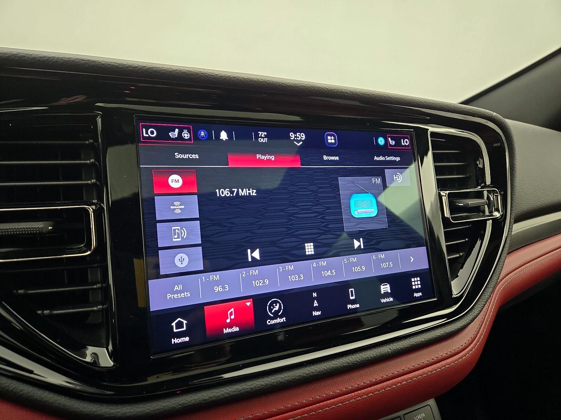 Thumbnail: 2021 Dodge Durango - 16