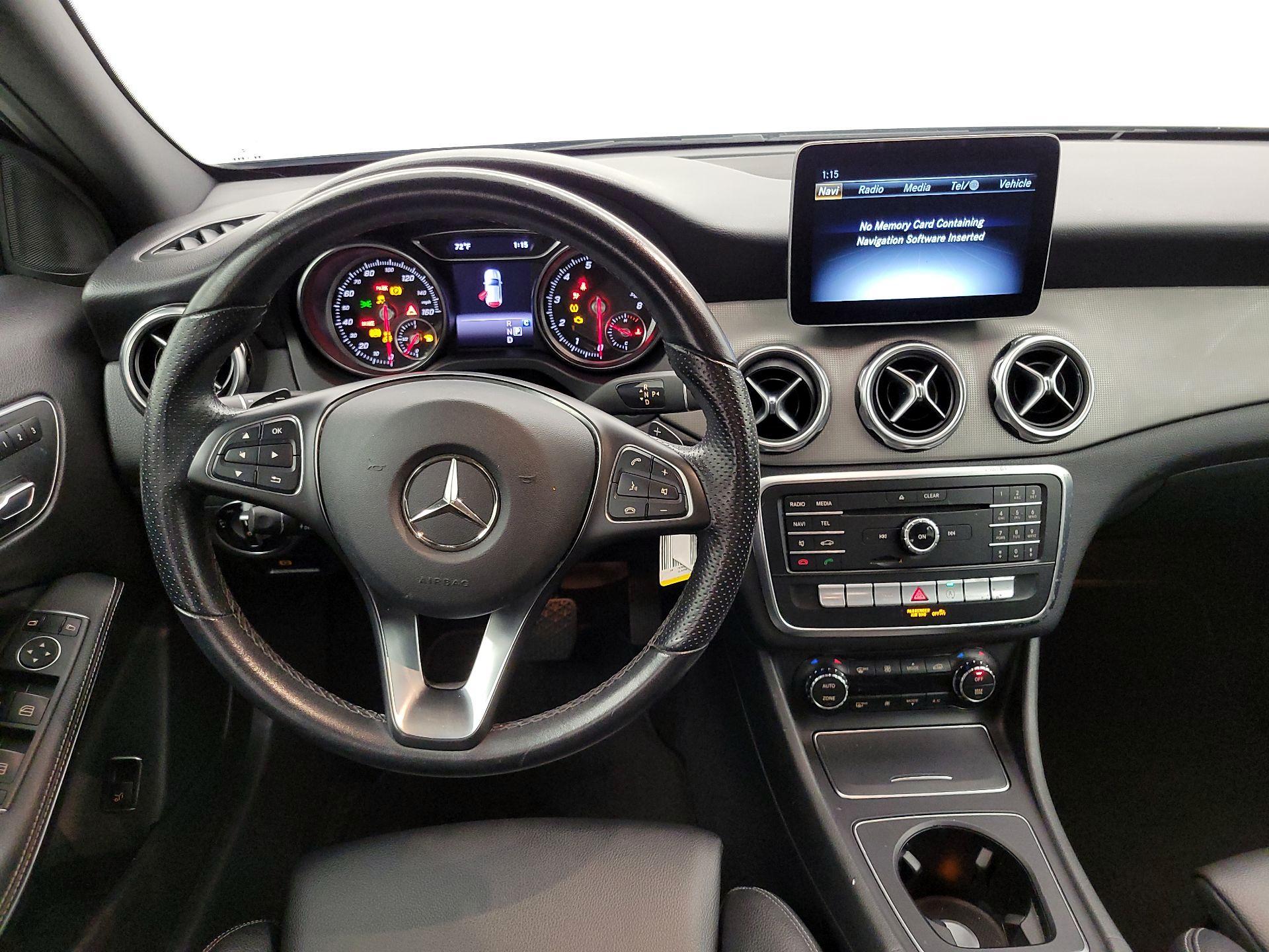 Thumbnail: 2020 Mercedes-Benz GLA - 10