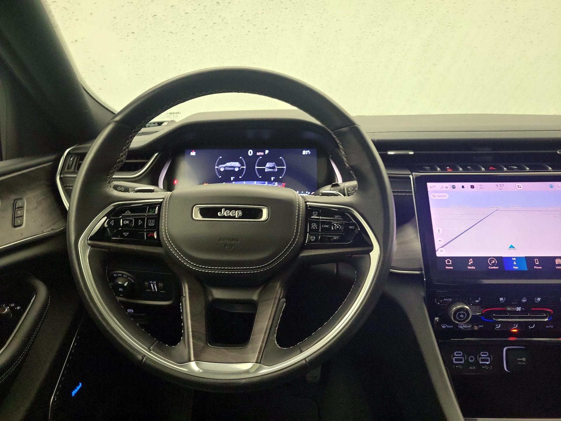 Thumbnail: 2022 Jeep Grand Cherokee - 10