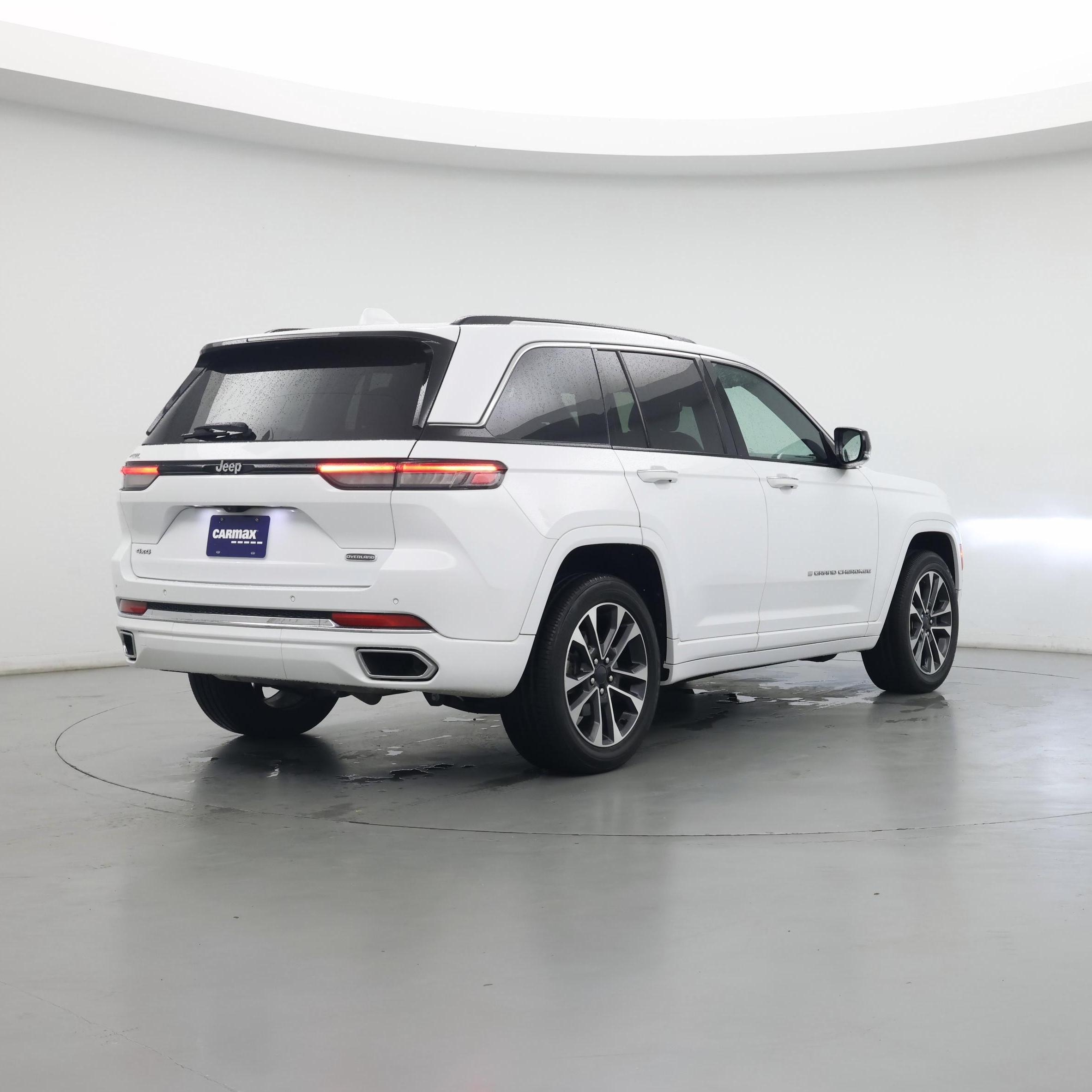 Thumbnail: 2022 Jeep Grand Cherokee - 8
