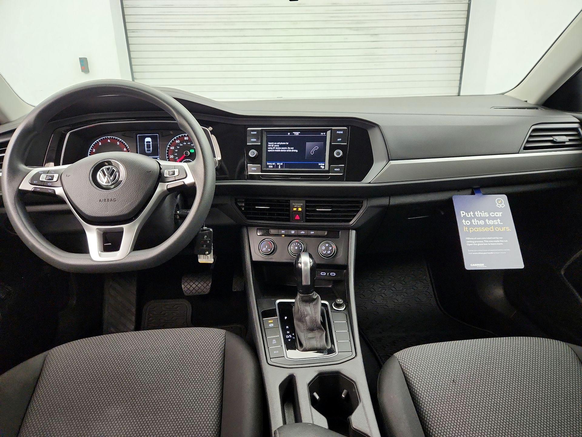 Thumbnail: 2021 Volkswagen Jetta - 9
