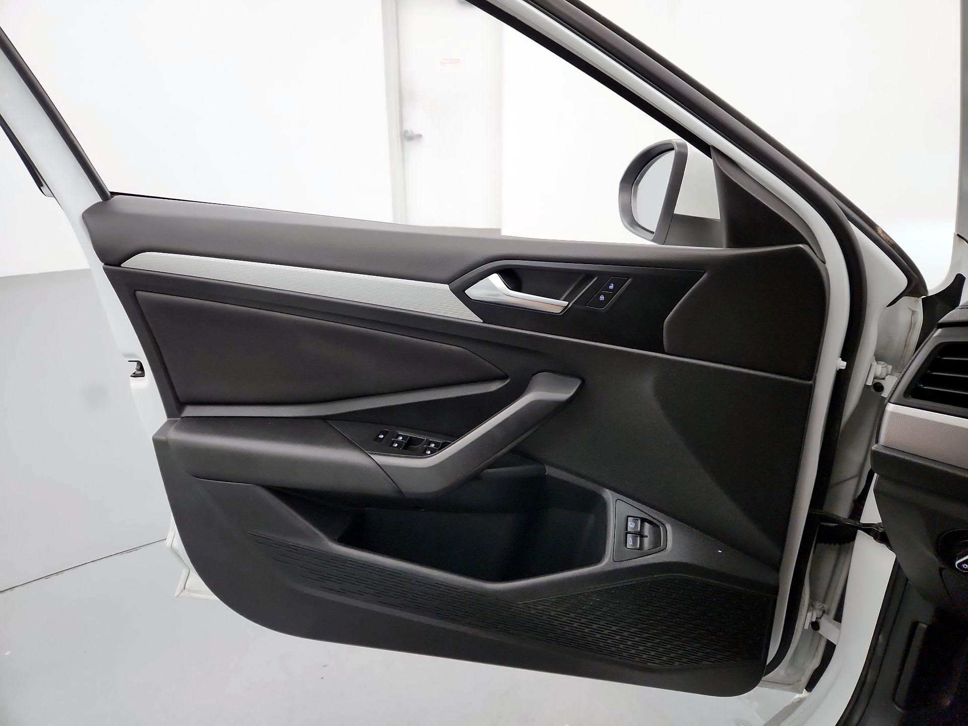 Thumbnail: 2021 Volkswagen Jetta - 12