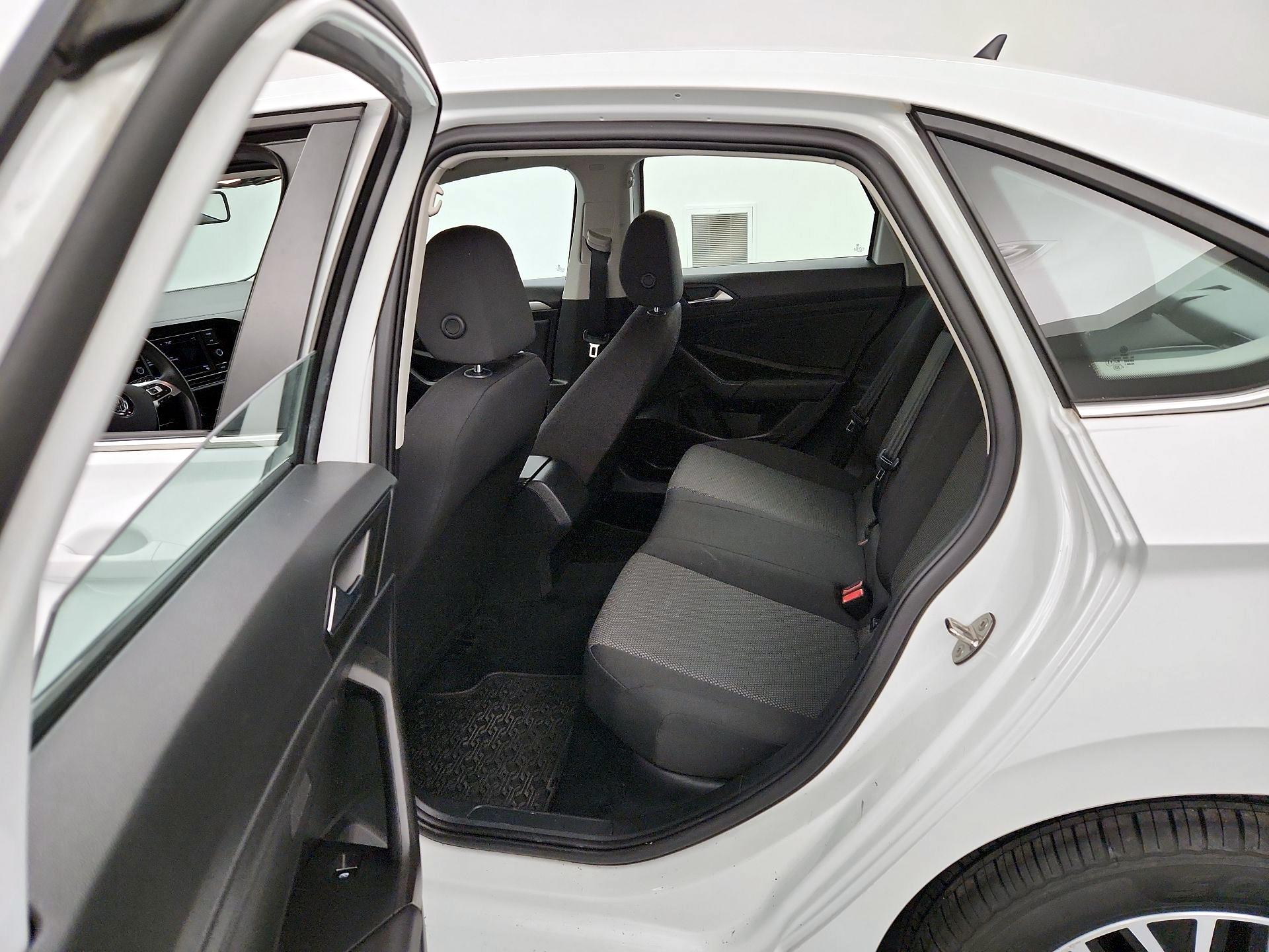Thumbnail: 2021 Volkswagen Jetta - 19