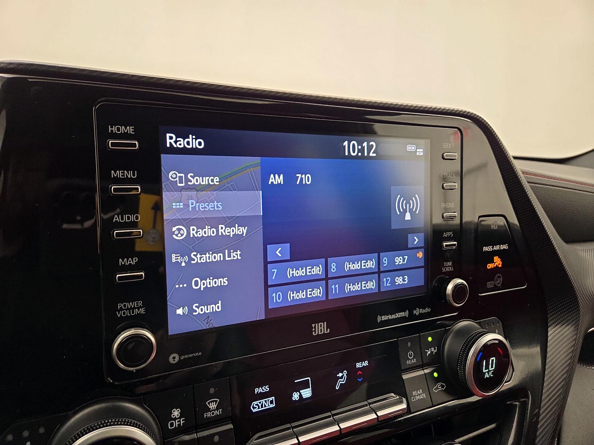 Thumbnail: 2021 Toyota Highlander - 16