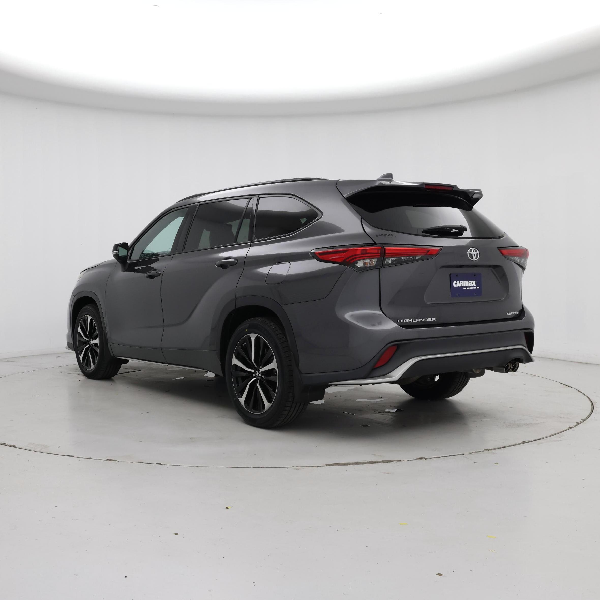 Thumbnail: 2021 Toyota Highlander - 2