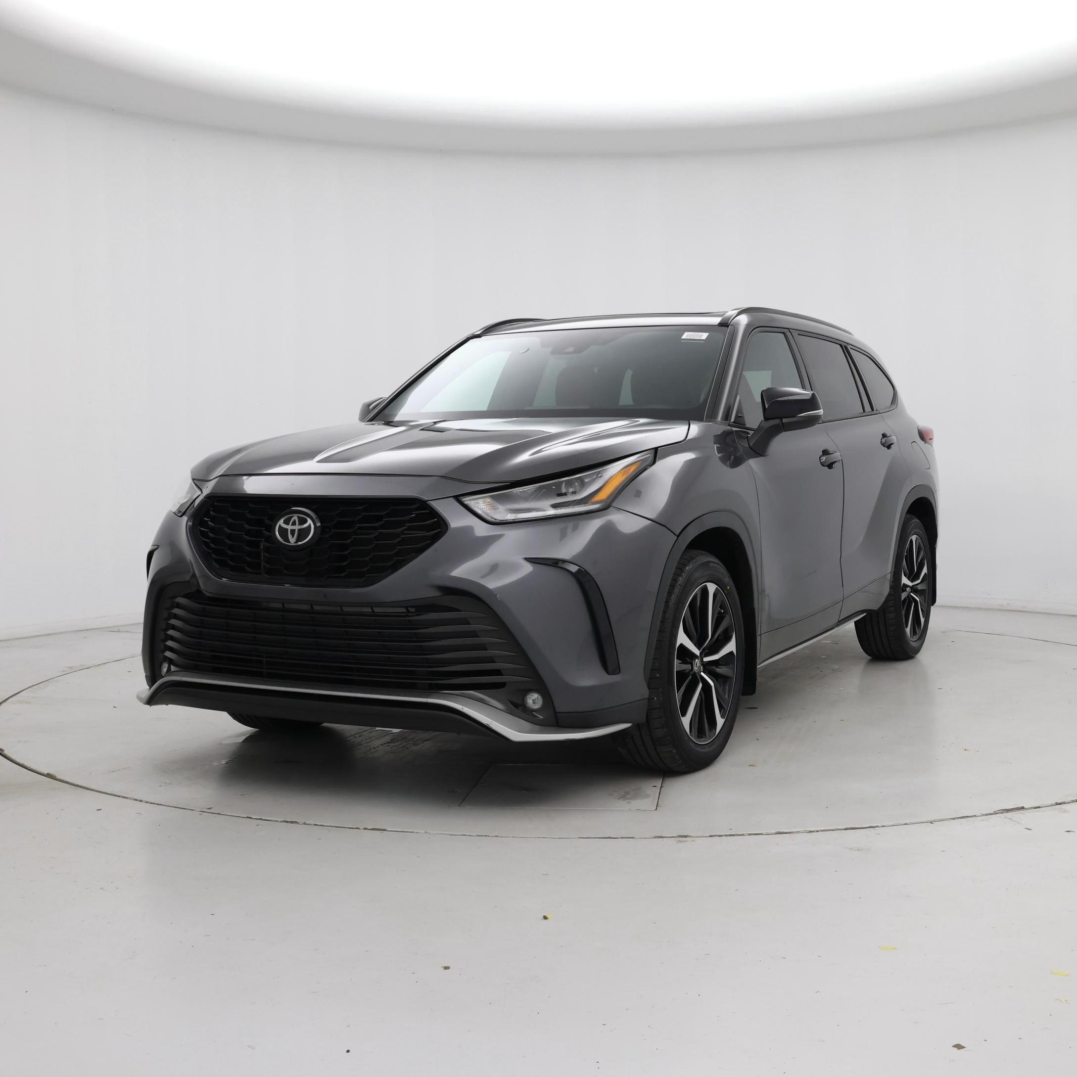 Thumbnail: 2021 Toyota Highlander - 4