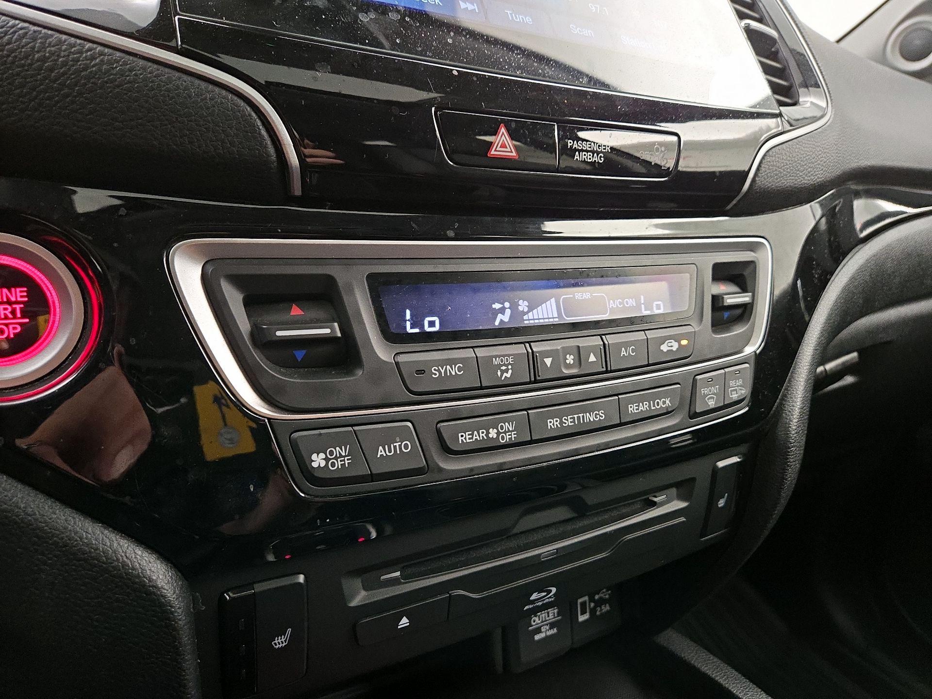 Thumbnail: 2022 Honda Pilot - 17