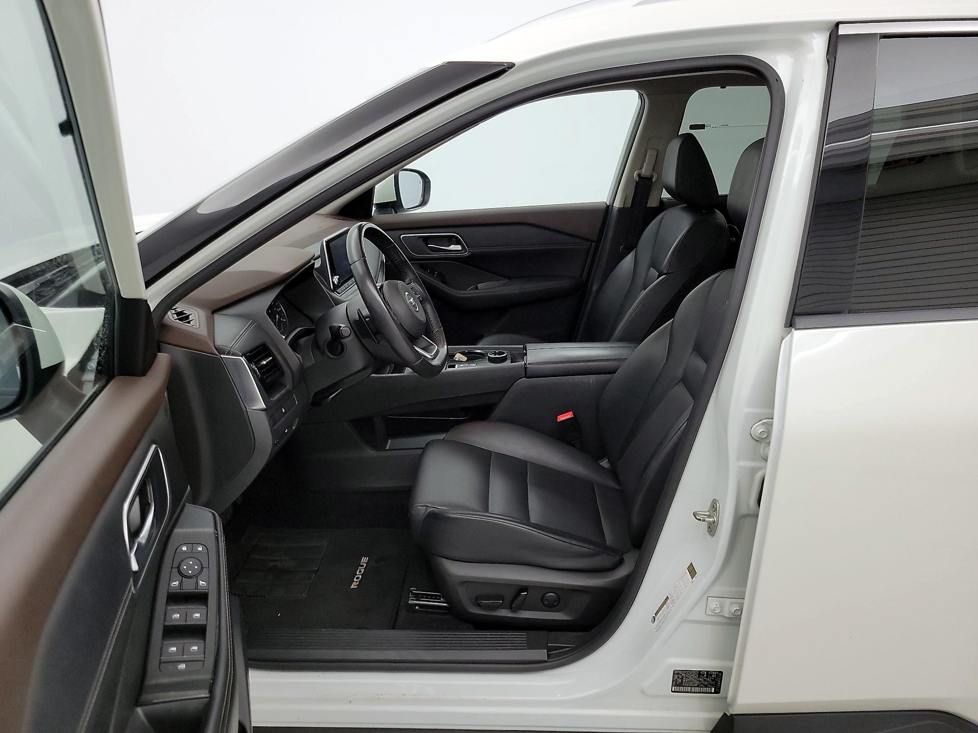 Thumbnail: 2021 Nissan Rogue - 11