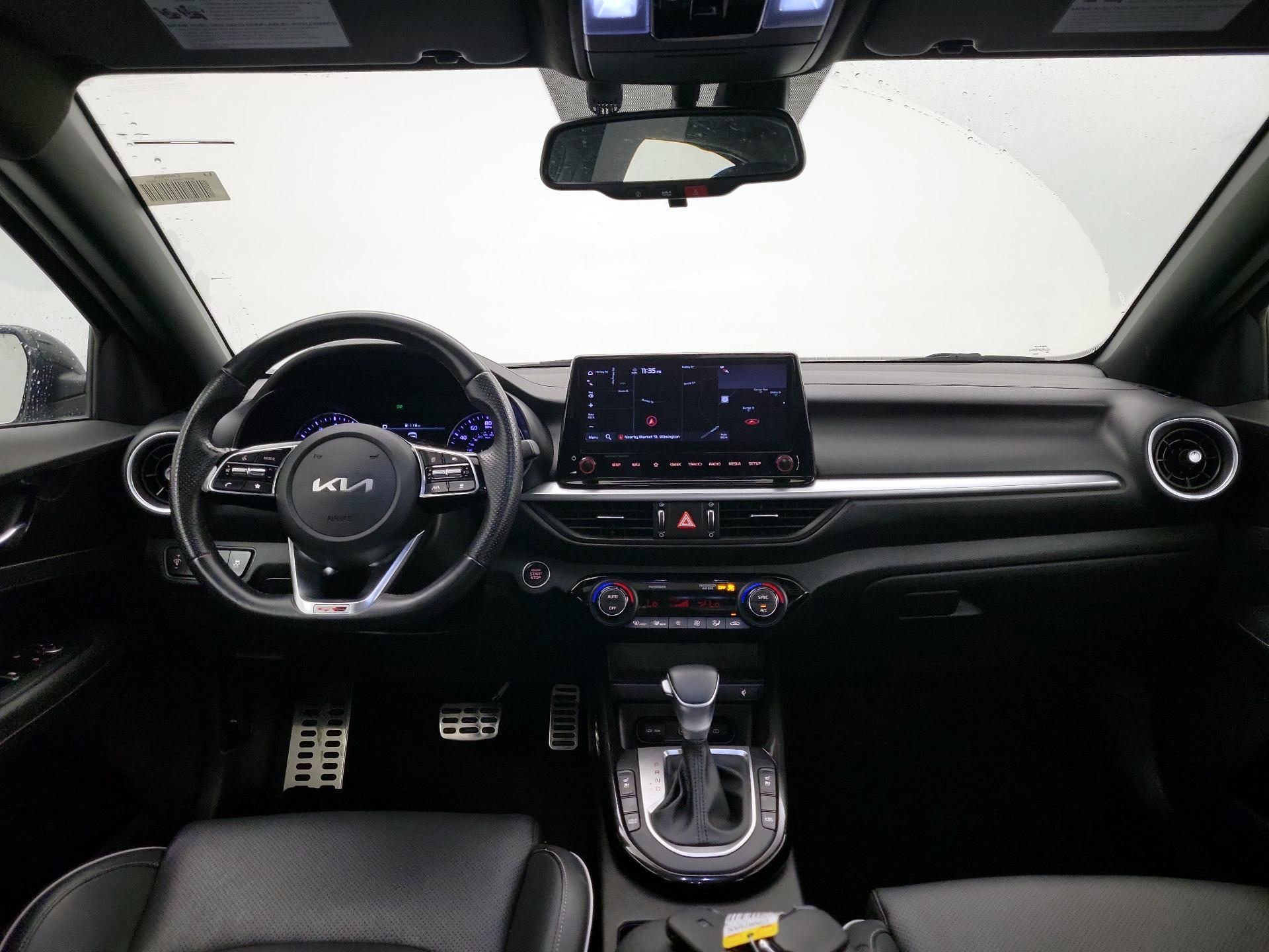 Thumbnail: 2023 Kia Forte - 9