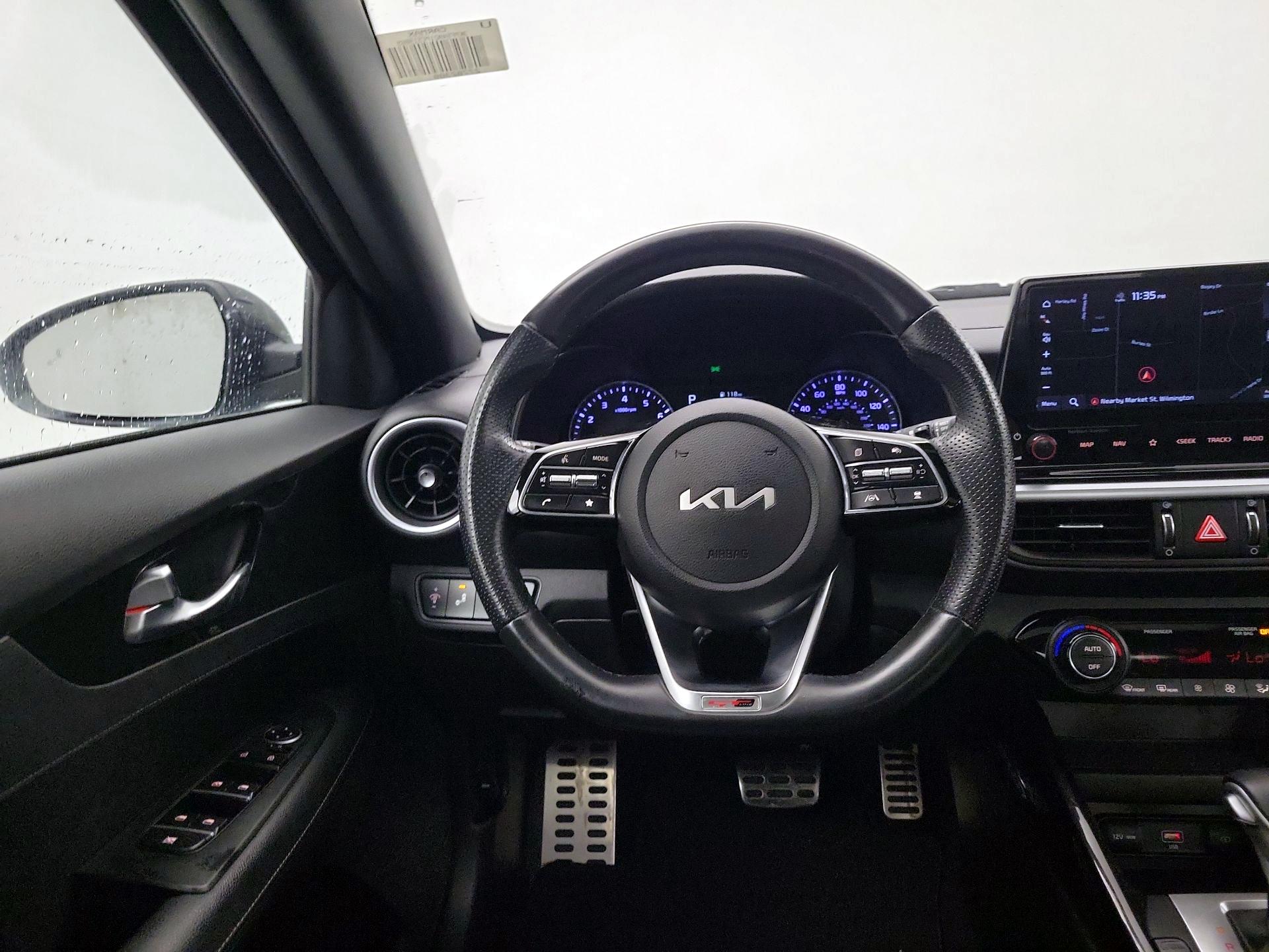 Thumbnail: 2023 Kia Forte - 10