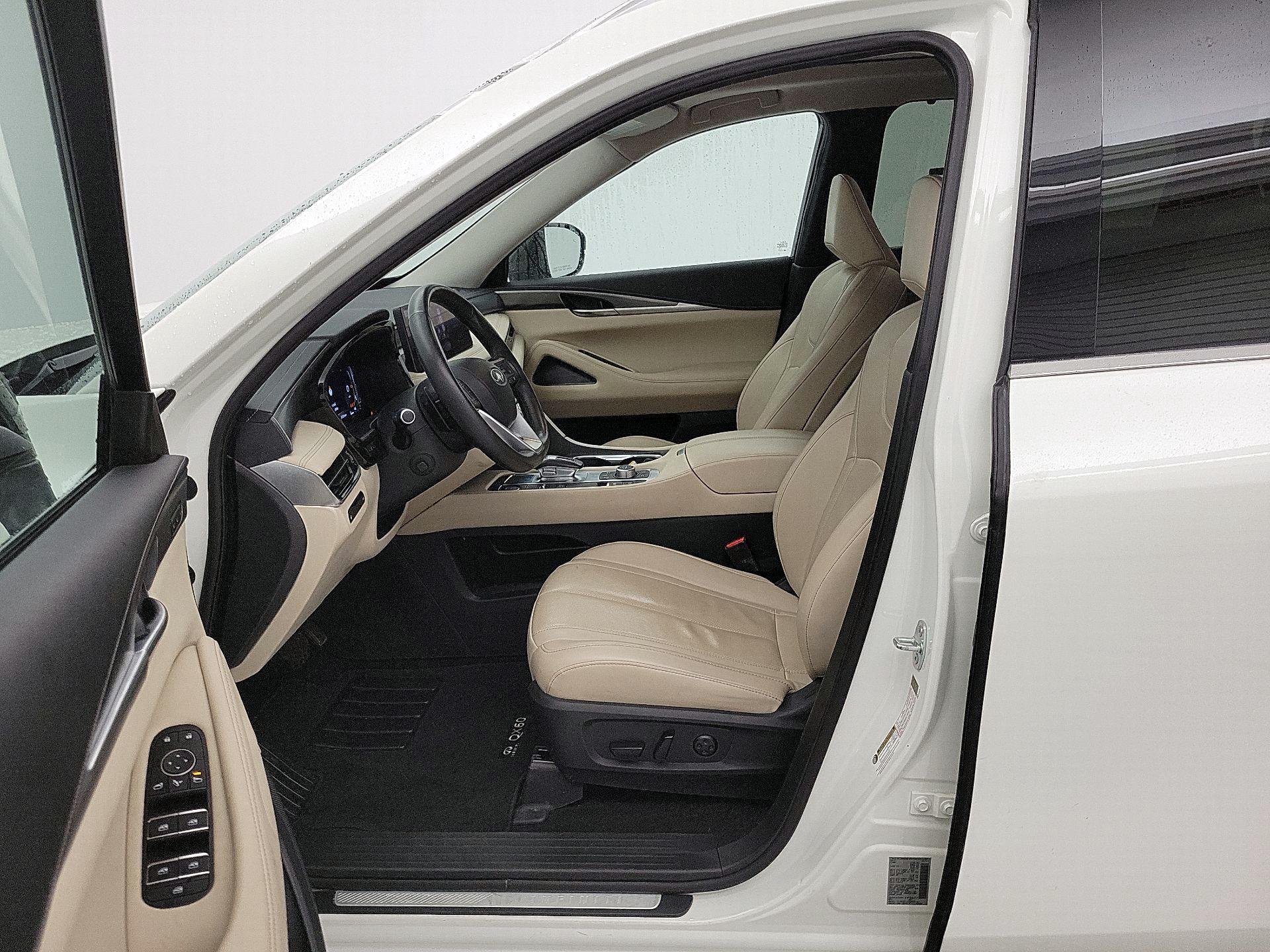 Thumbnail: 2023 INFINITI QX60 - 11