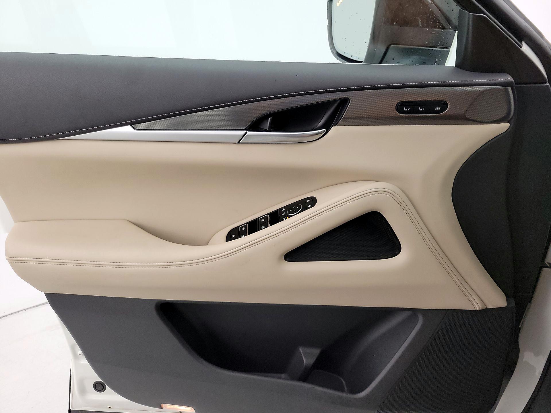 Thumbnail: 2023 INFINITI QX60 - 12