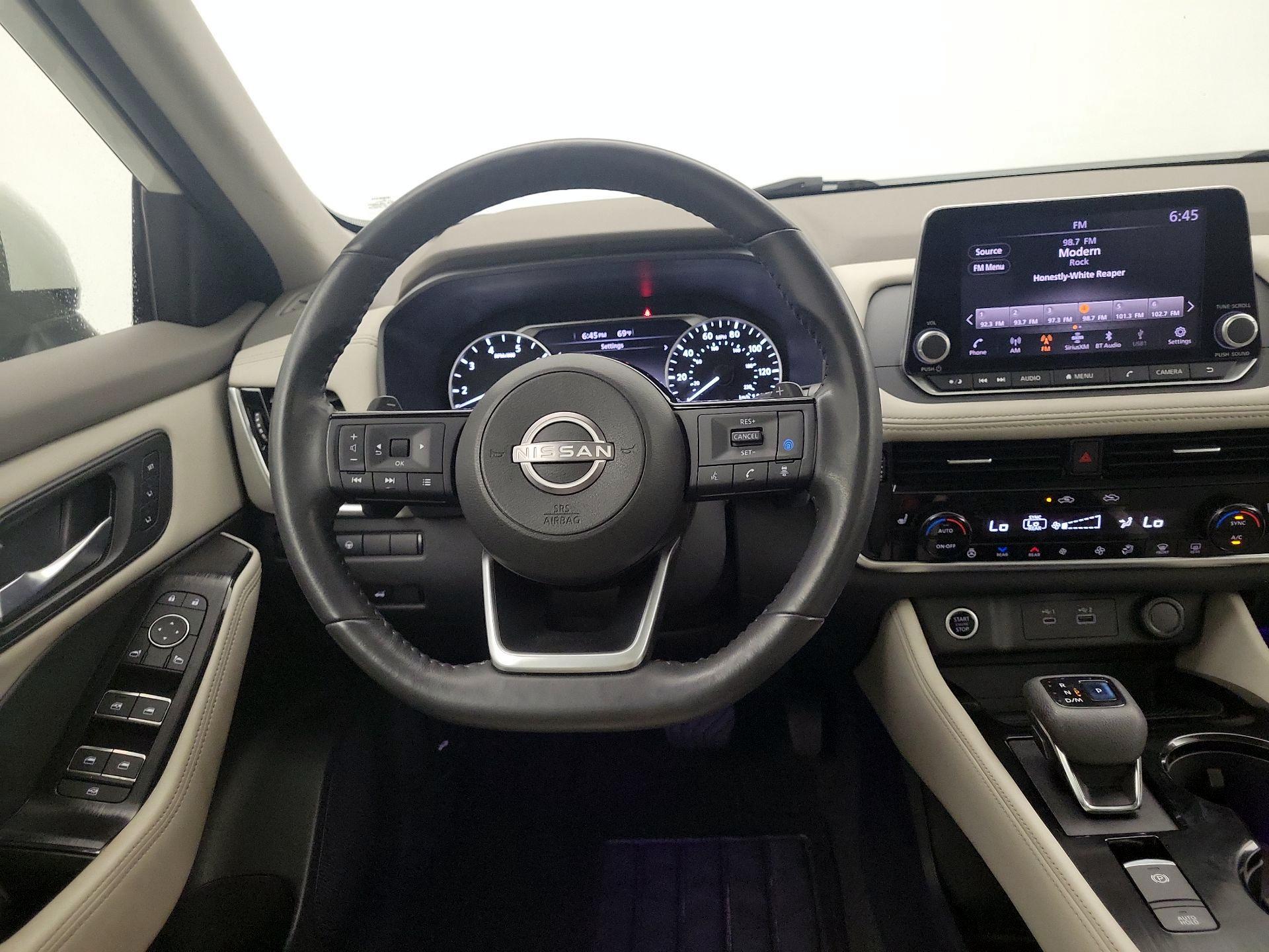 Thumbnail: 2022 Nissan Rogue - 10