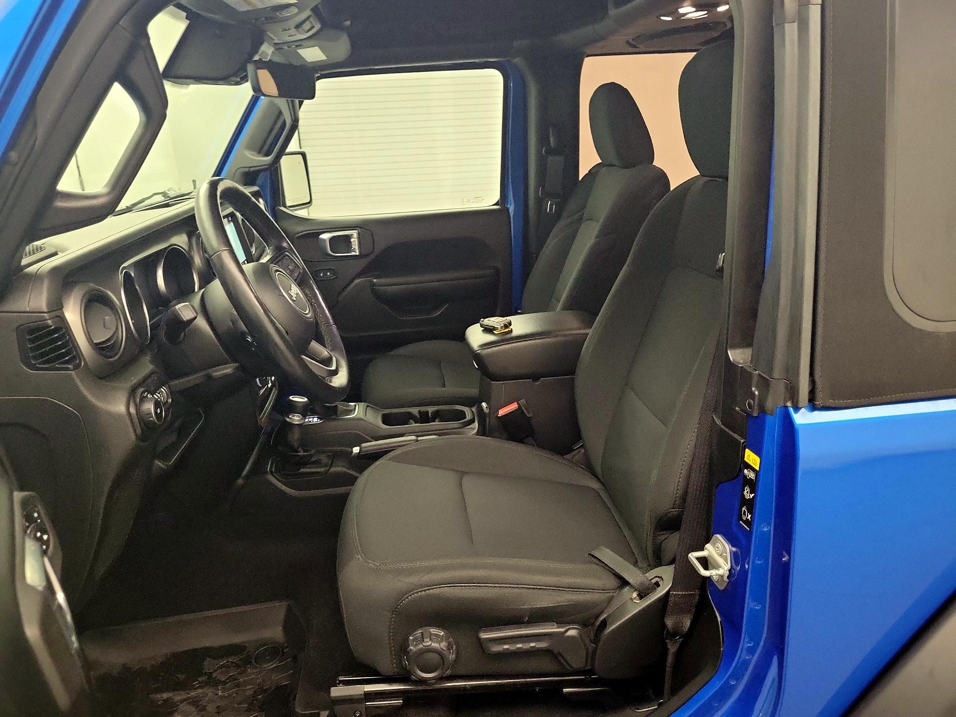 Thumbnail: 2021 Jeep Wrangler - 11