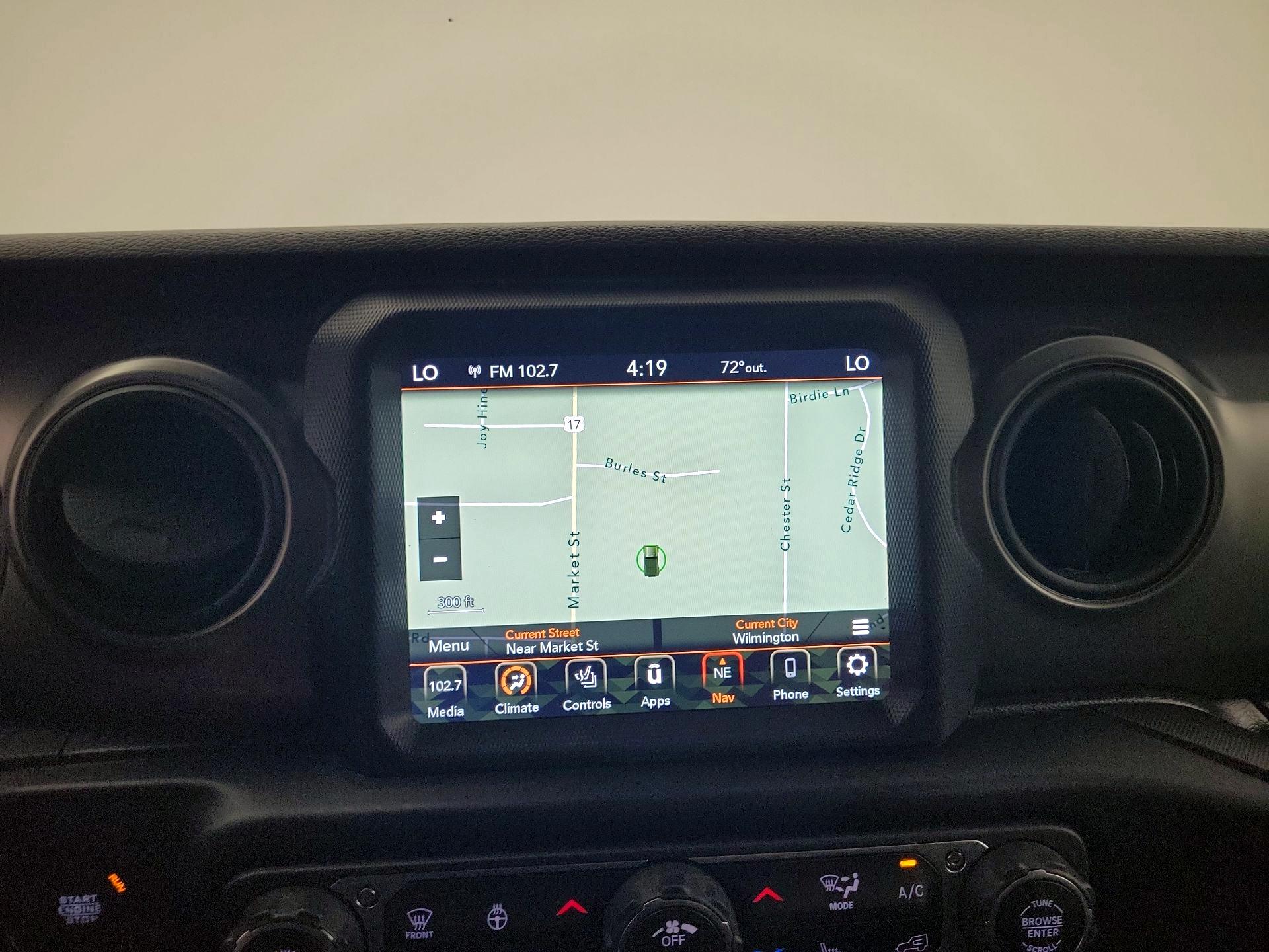 Thumbnail: 2021 Jeep Wrangler - 14