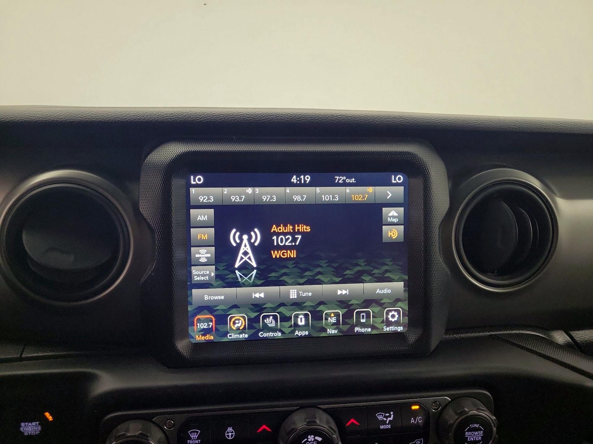 Thumbnail: 2021 Jeep Wrangler - 16