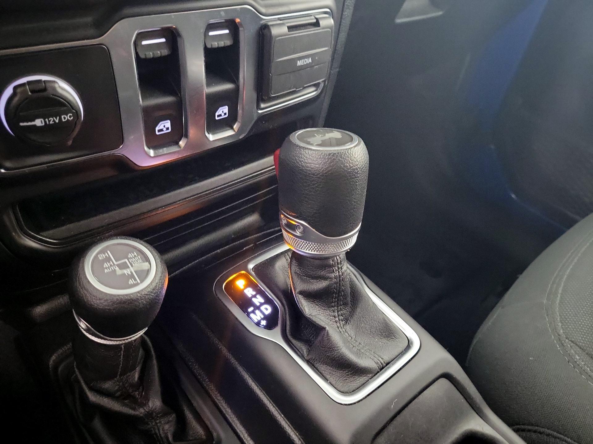 Thumbnail: 2021 Jeep Wrangler - 18