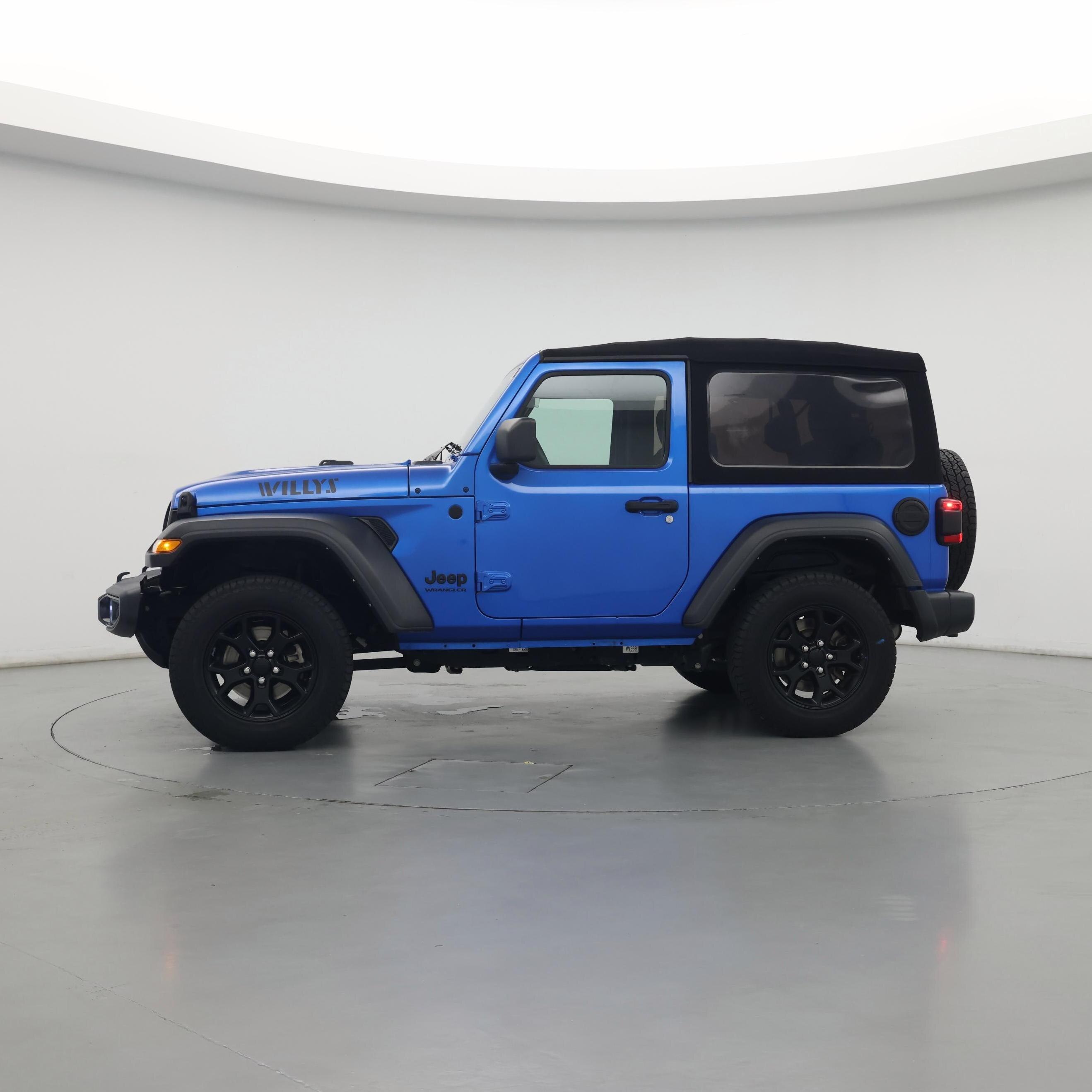 Thumbnail: 2021 Jeep Wrangler - 3