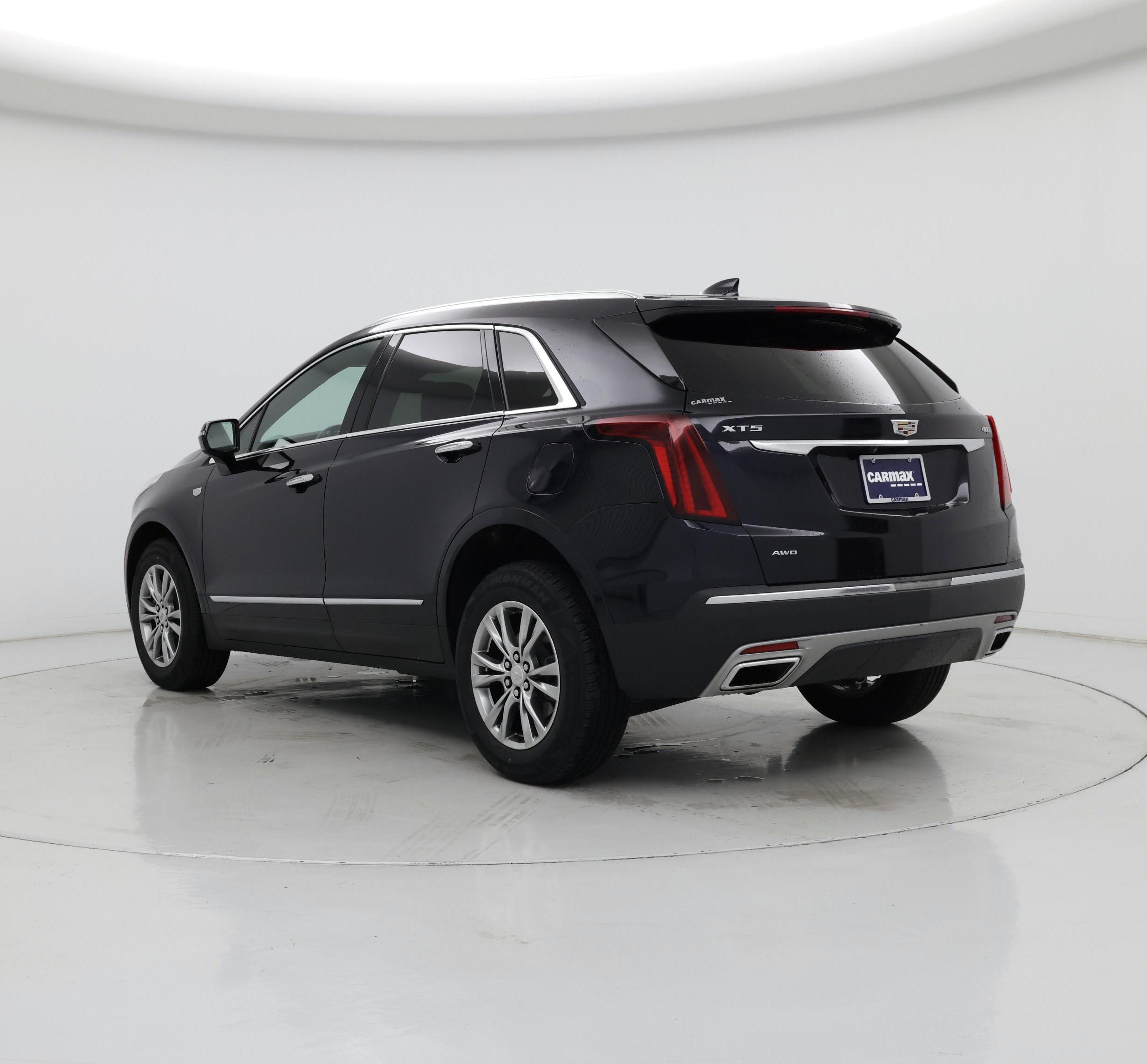 Thumbnail: 2022 Cadillac XT5 - 2