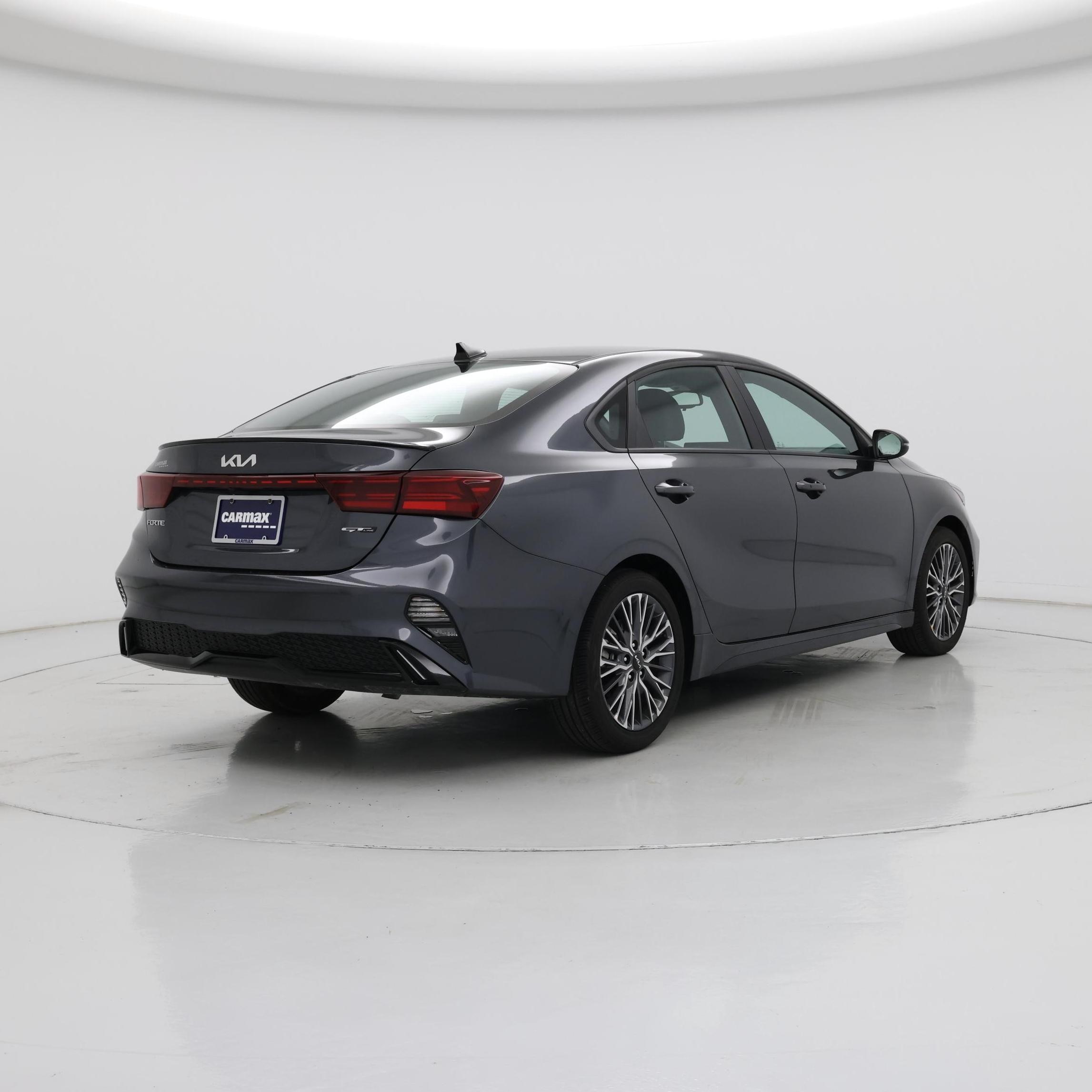 Thumbnail: 2022 Kia Forte - 8