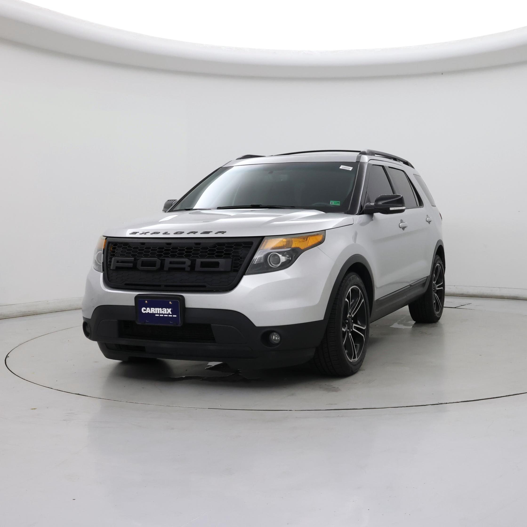 Thumbnail: 2015 Ford Explorer - 4