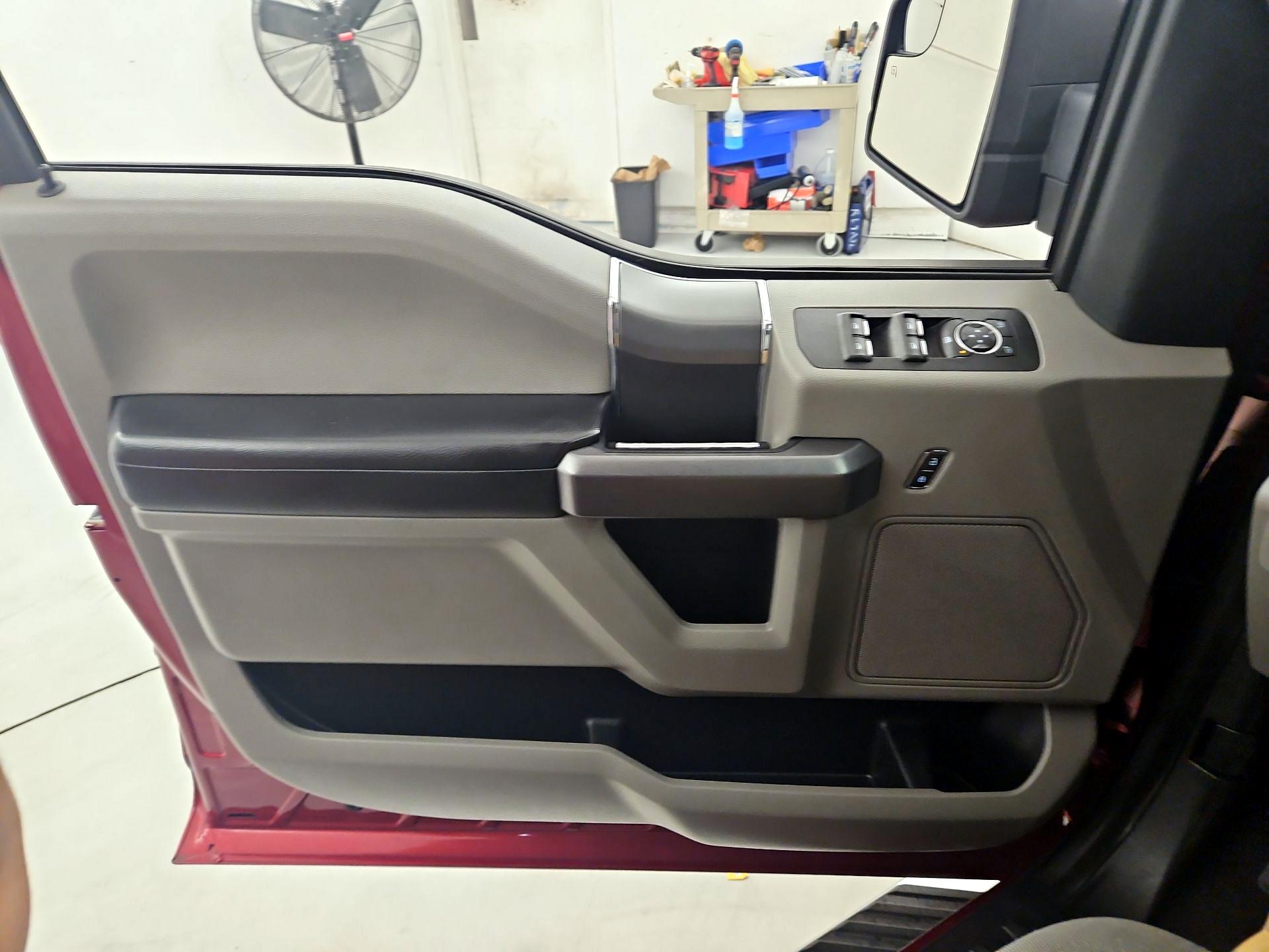 Thumbnail: 2019 Ford F-150 - 12
