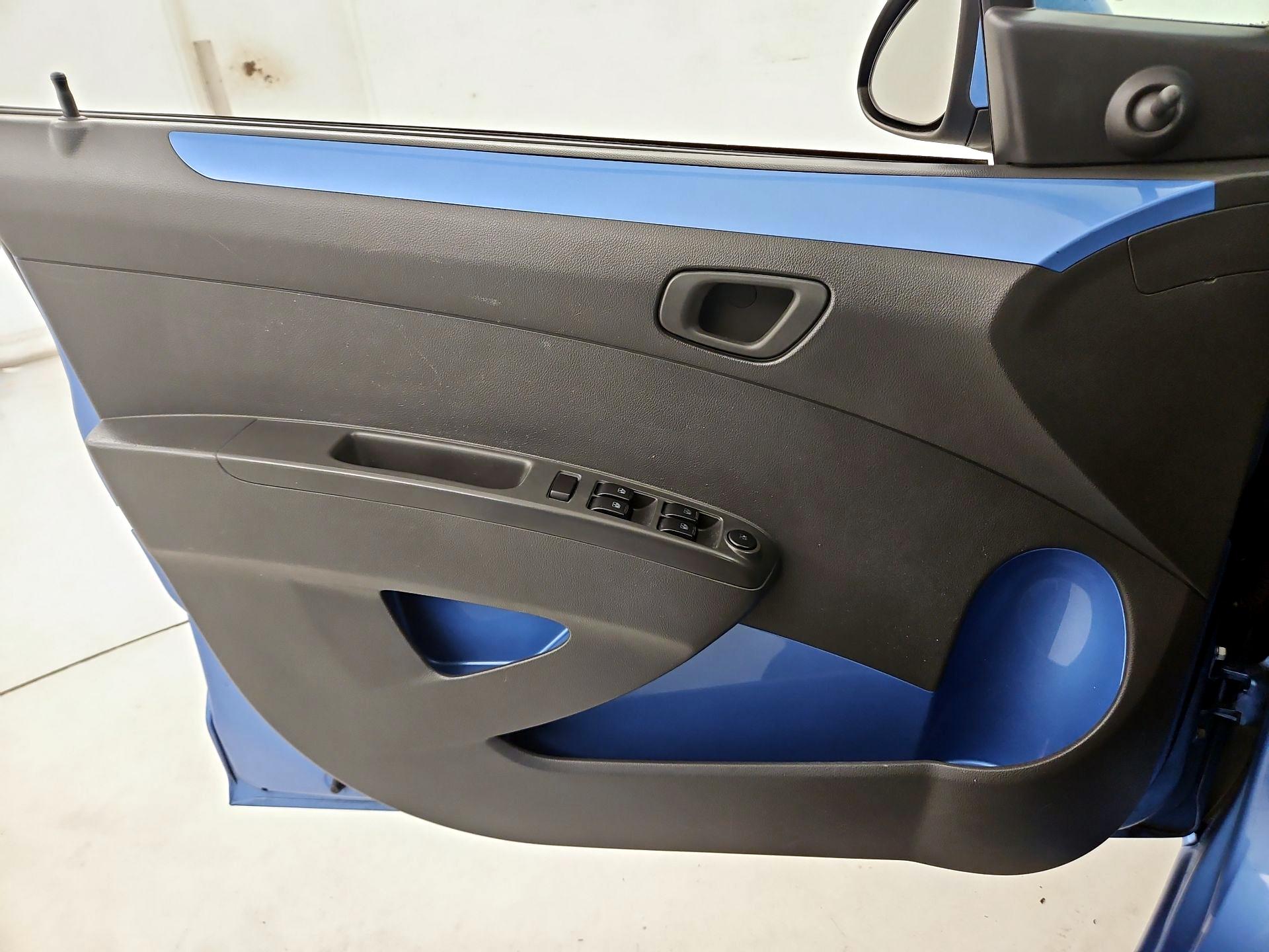 Thumbnail: 2015 Chevrolet Spark - 12