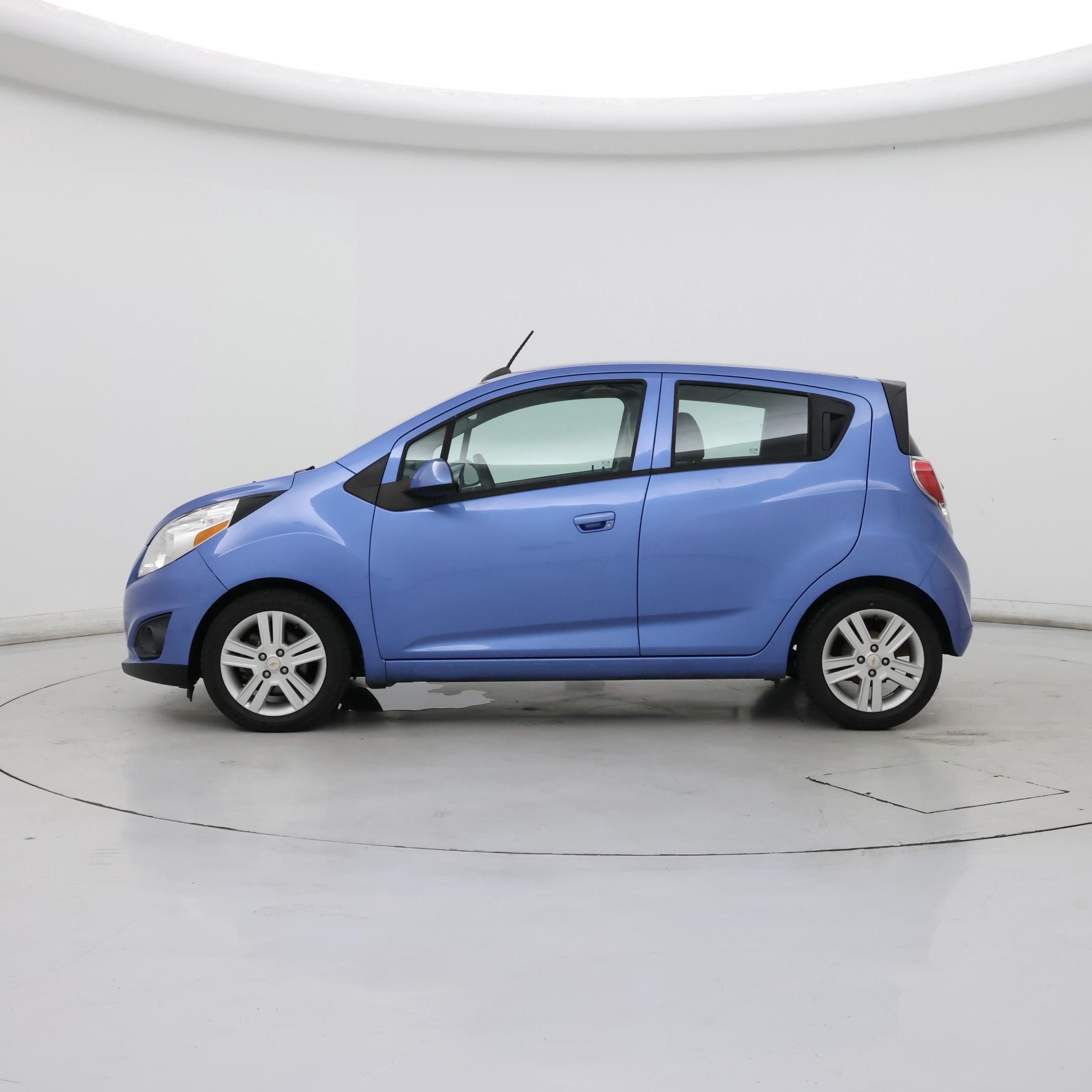 Thumbnail: 2015 Chevrolet Spark - 3
