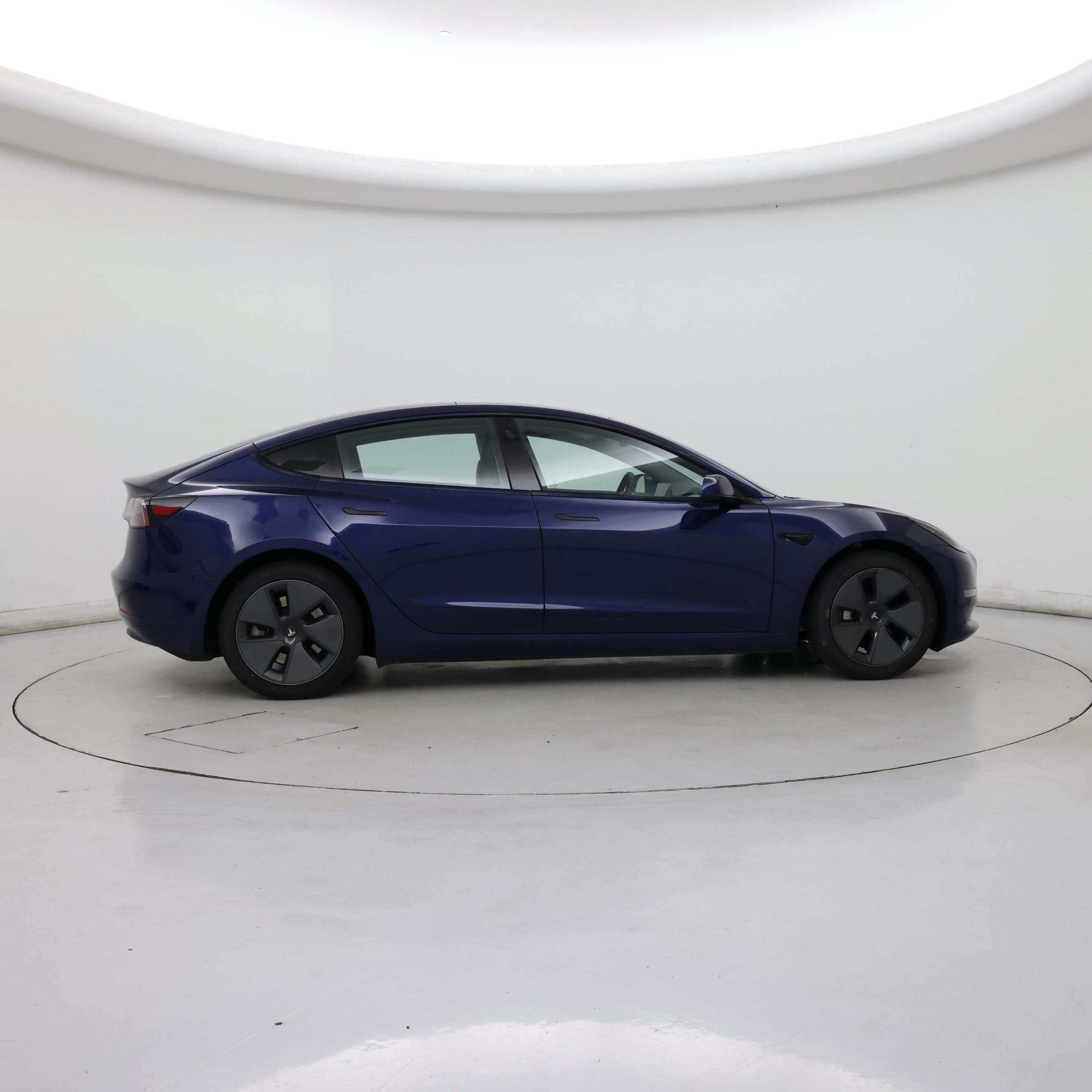 Thumbnail: 2022 Tesla Model 3 - 7
