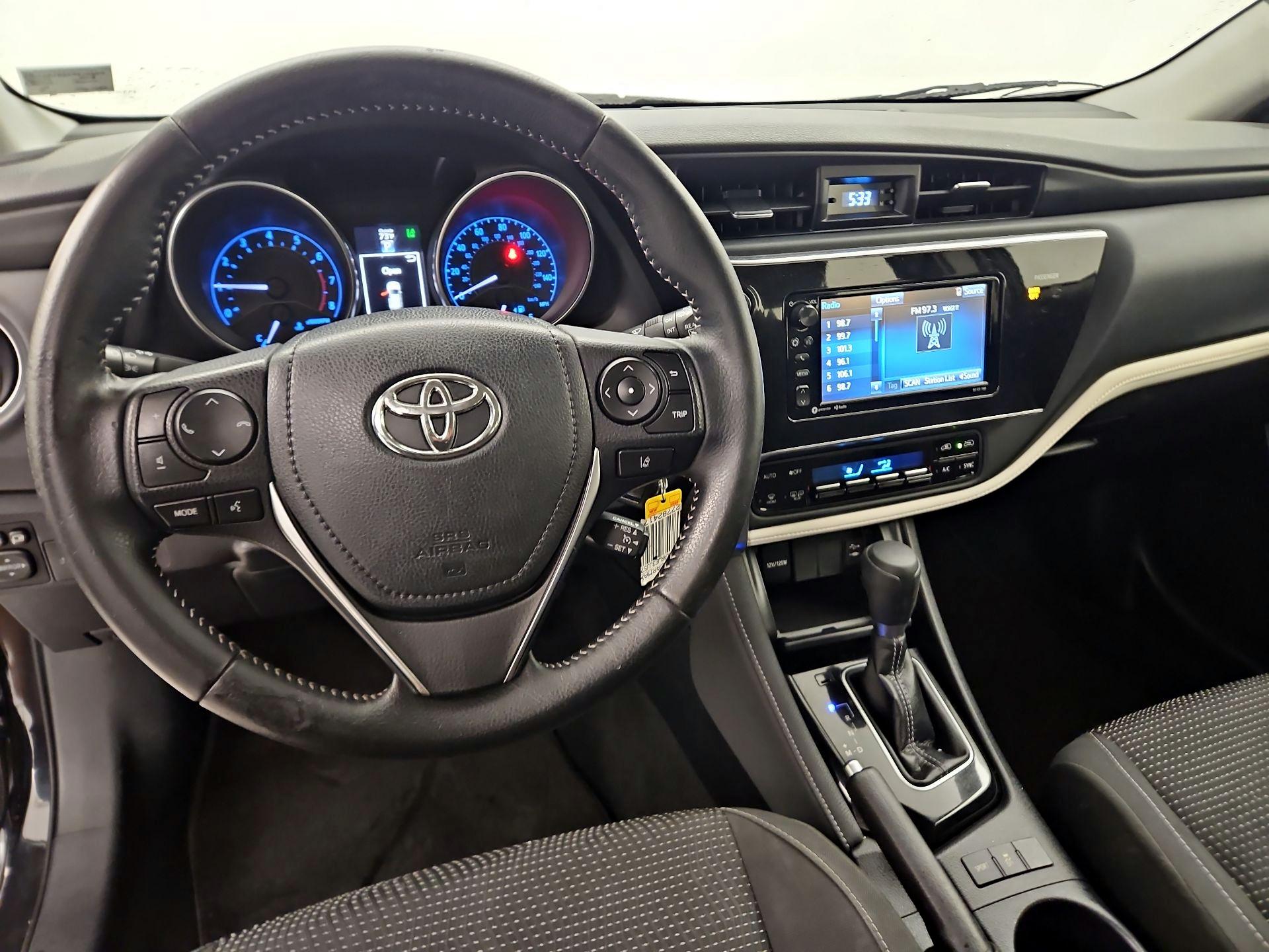 Thumbnail: 2018 Toyota Corolla iM - 9