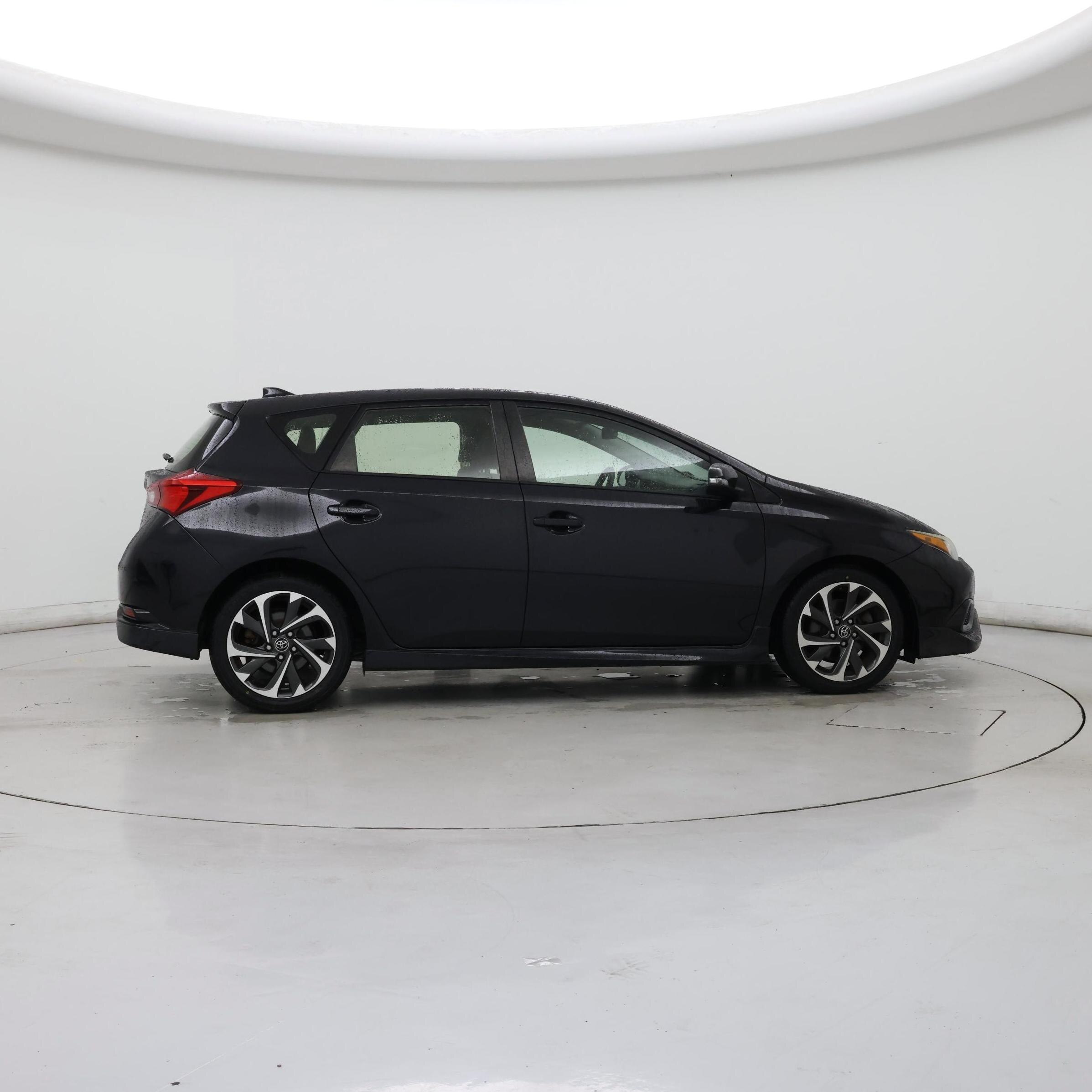 Thumbnail: 2018 Toyota Corolla iM - 7