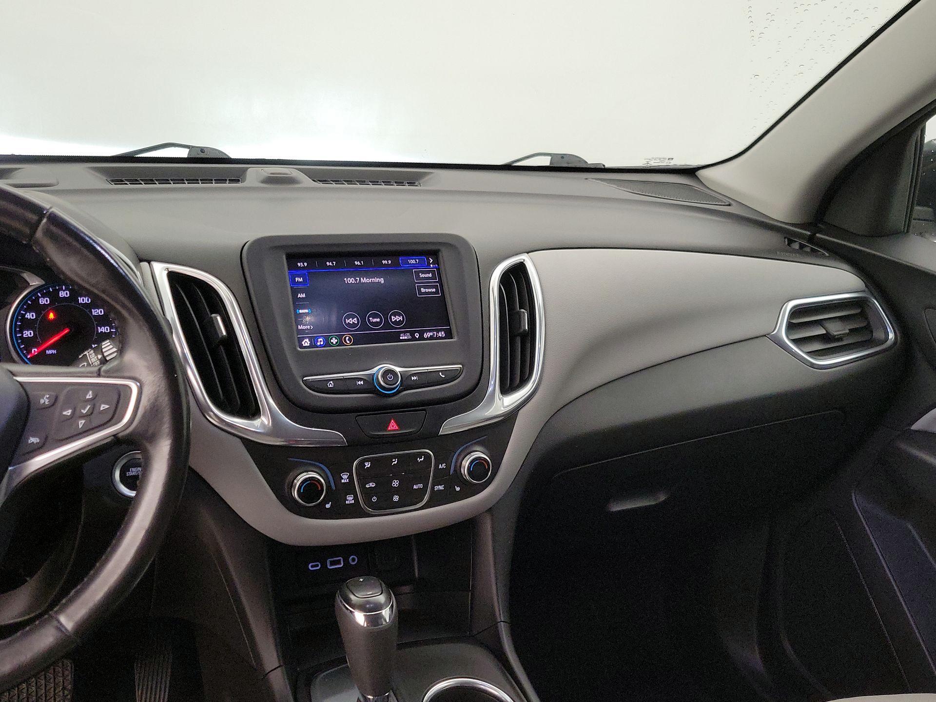 Thumbnail: 2020 Chevrolet Equinox - 9