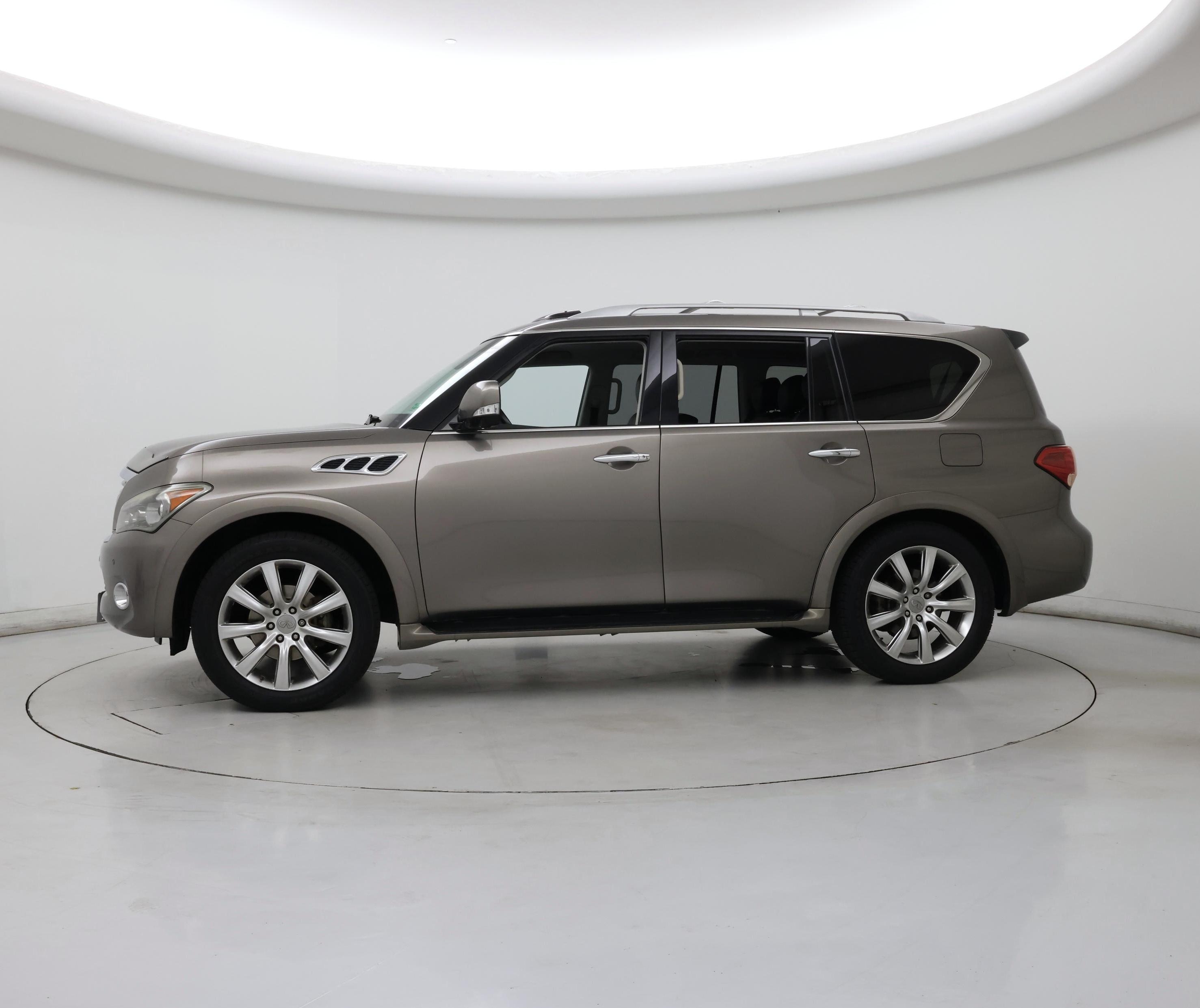 Thumbnail: 2013 INFINITI QX56 - 3