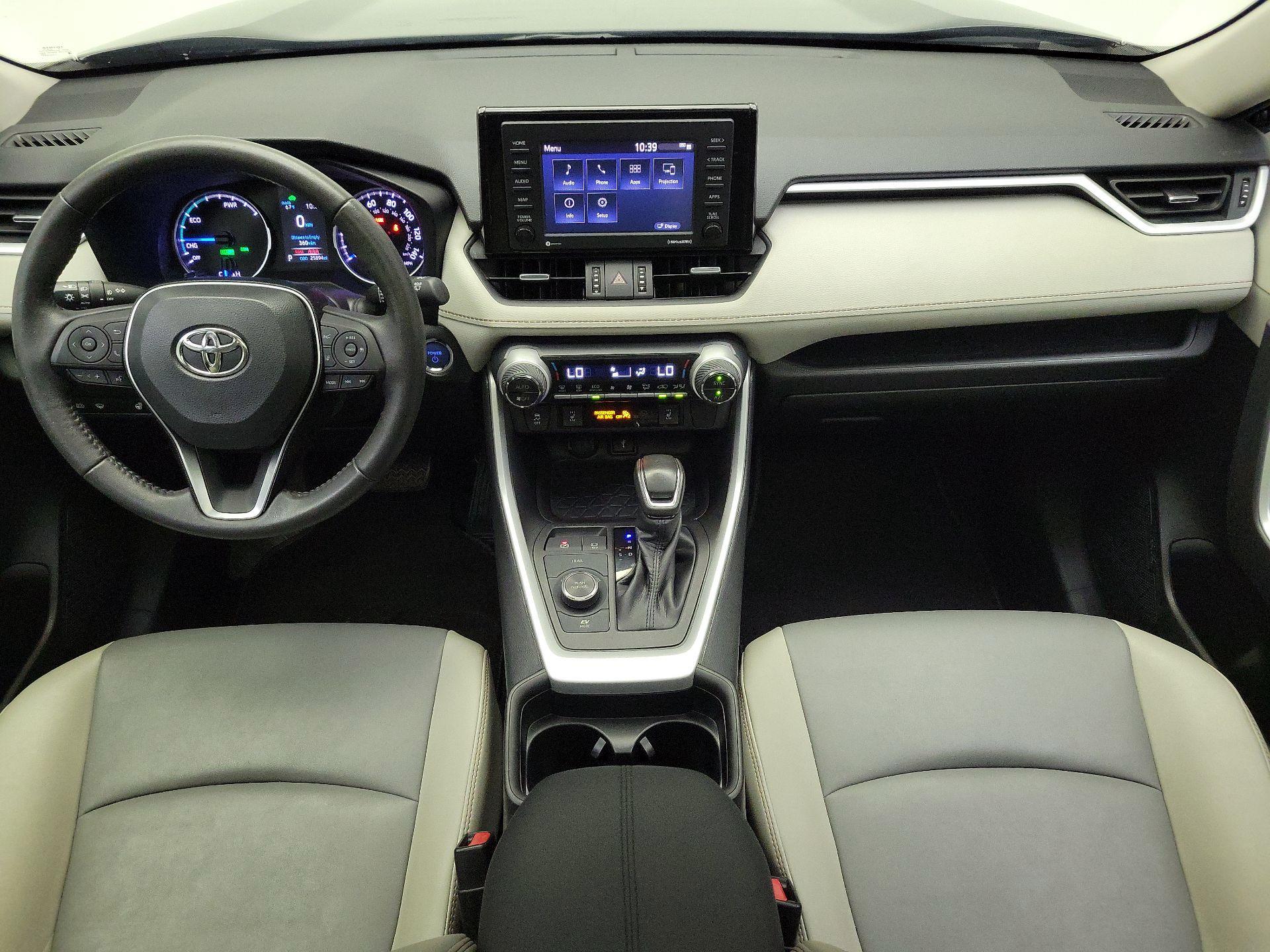 Thumbnail: 2021 Toyota RAV4 - 9