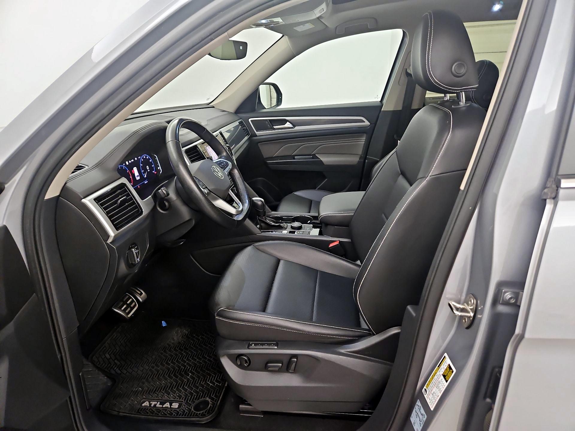 Thumbnail: 2021 Volkswagen Atlas - 11
