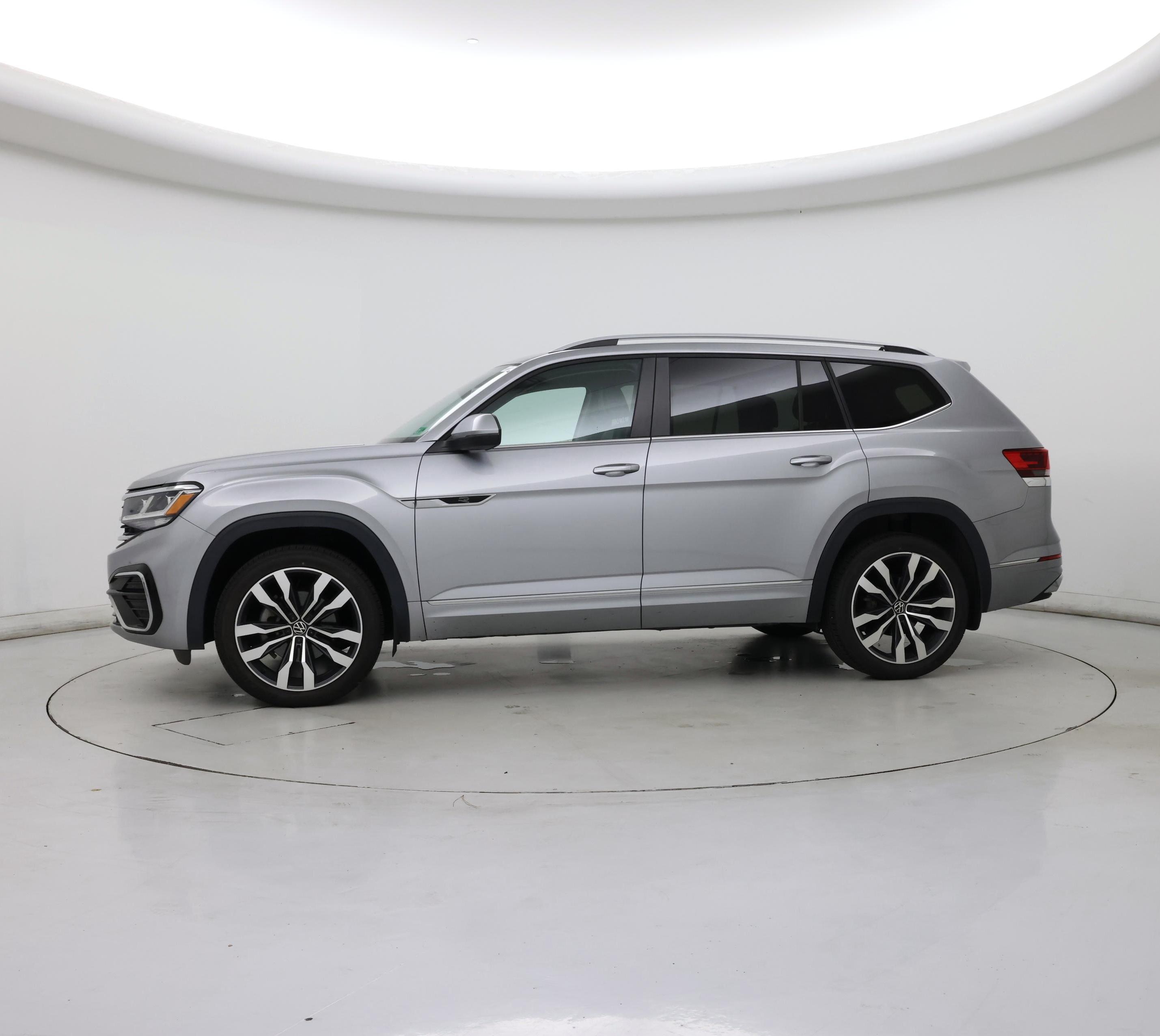 Thumbnail: 2021 Volkswagen Atlas - 3