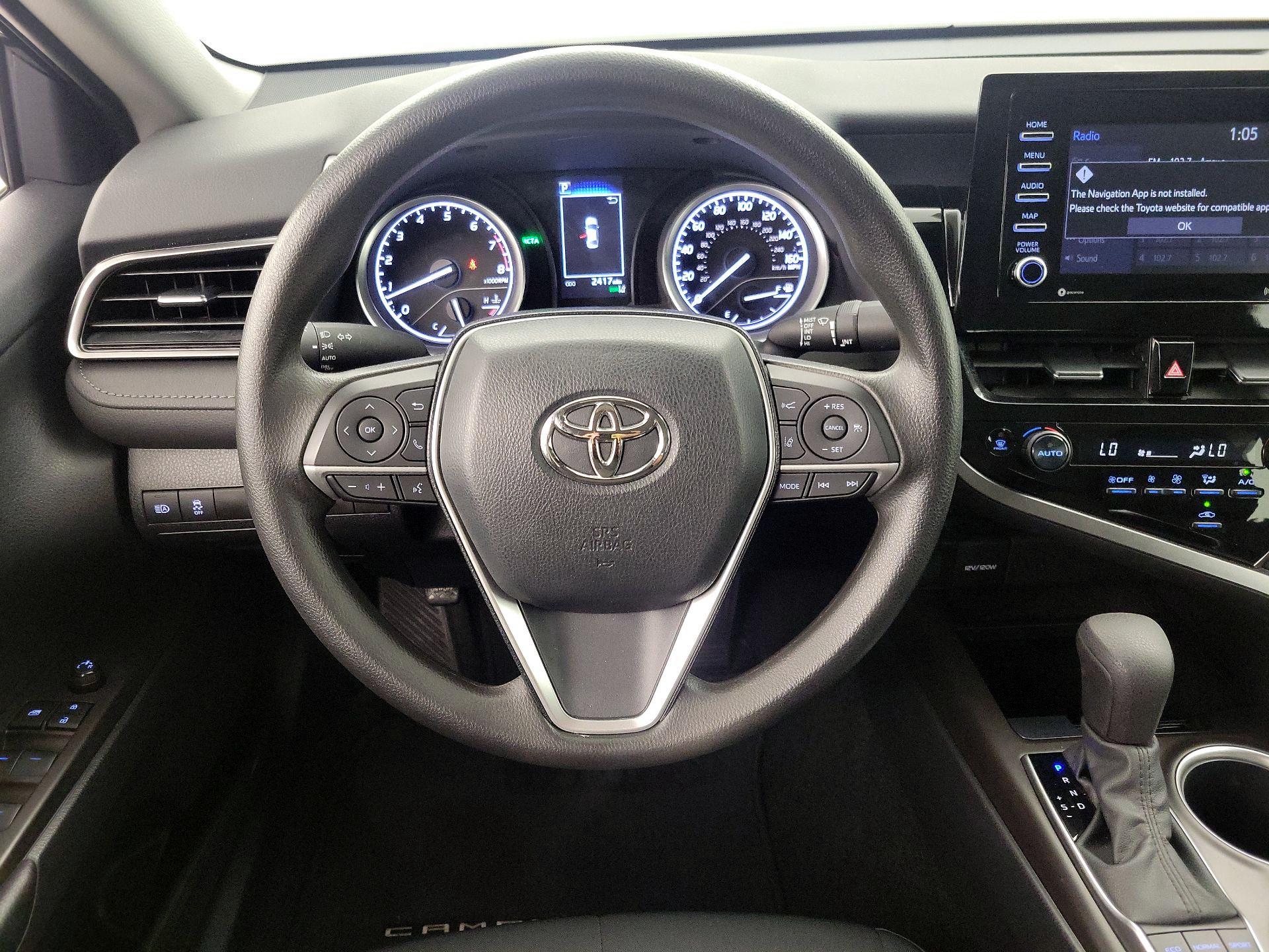 Thumbnail: 2022 Toyota Camry - 10