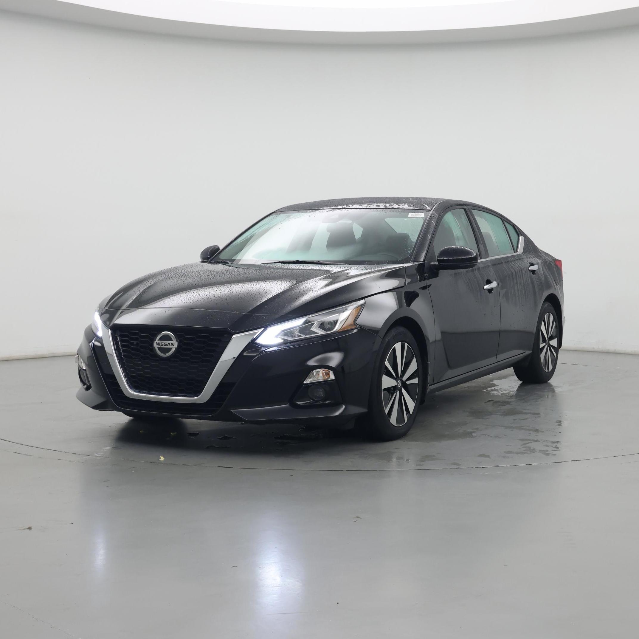 Thumbnail: 2022 Nissan Altima - 4