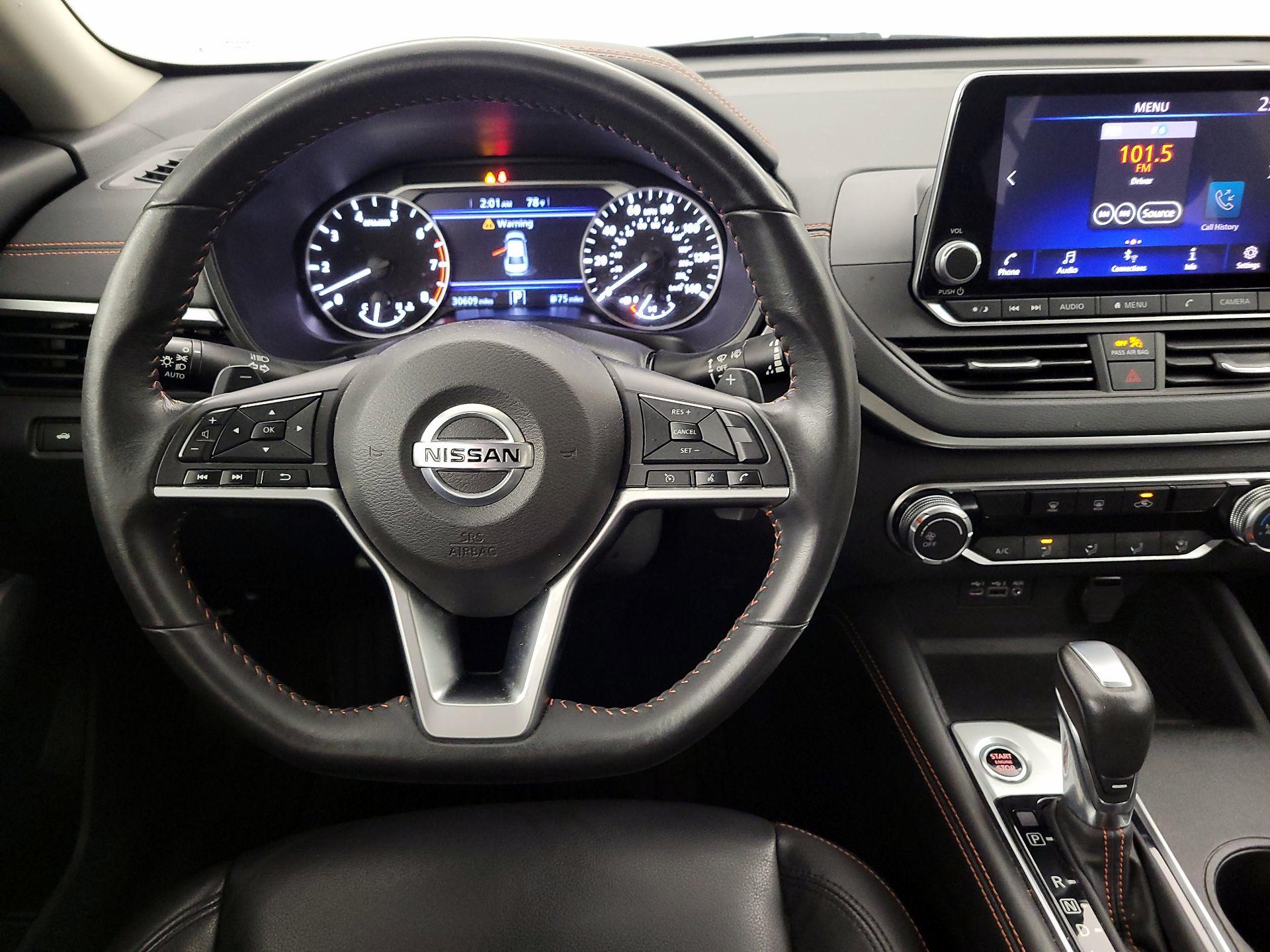Thumbnail: 2022 Nissan Altima - 10